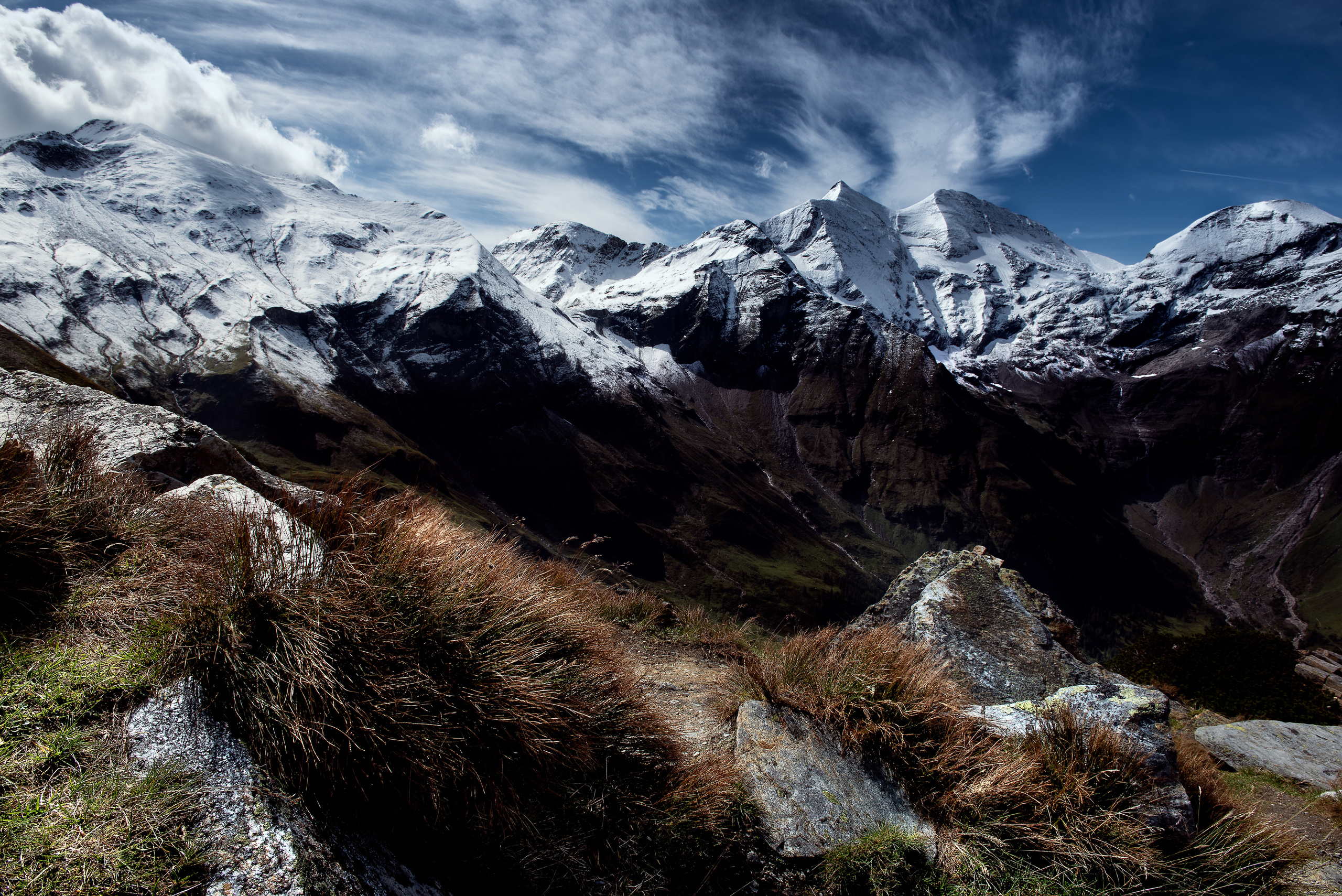 Landscape. Portrait and Family photographer based in Larkhall Scotland