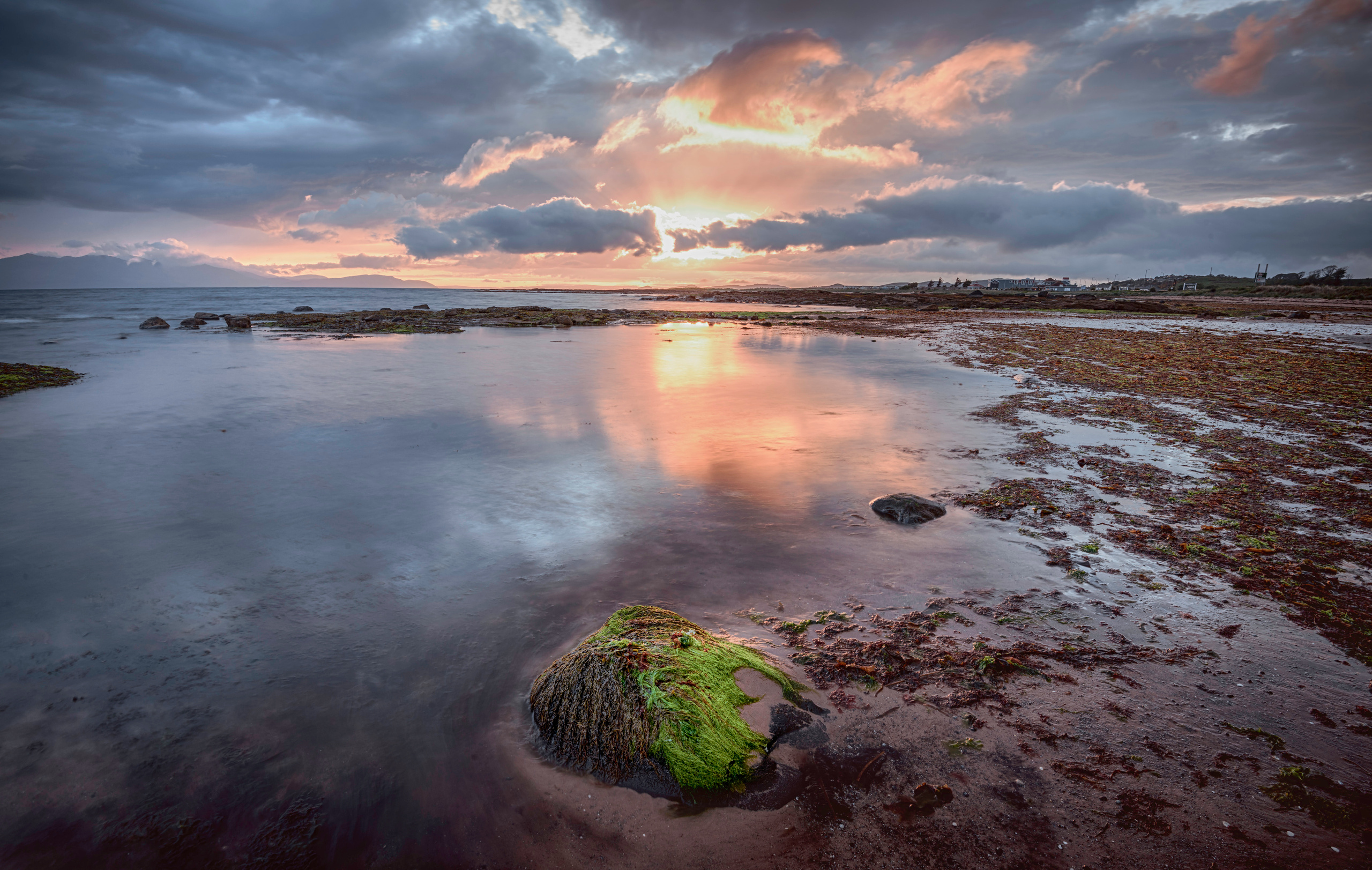 Landscape. Portrait and Family photographer based in Larkhall Scotland