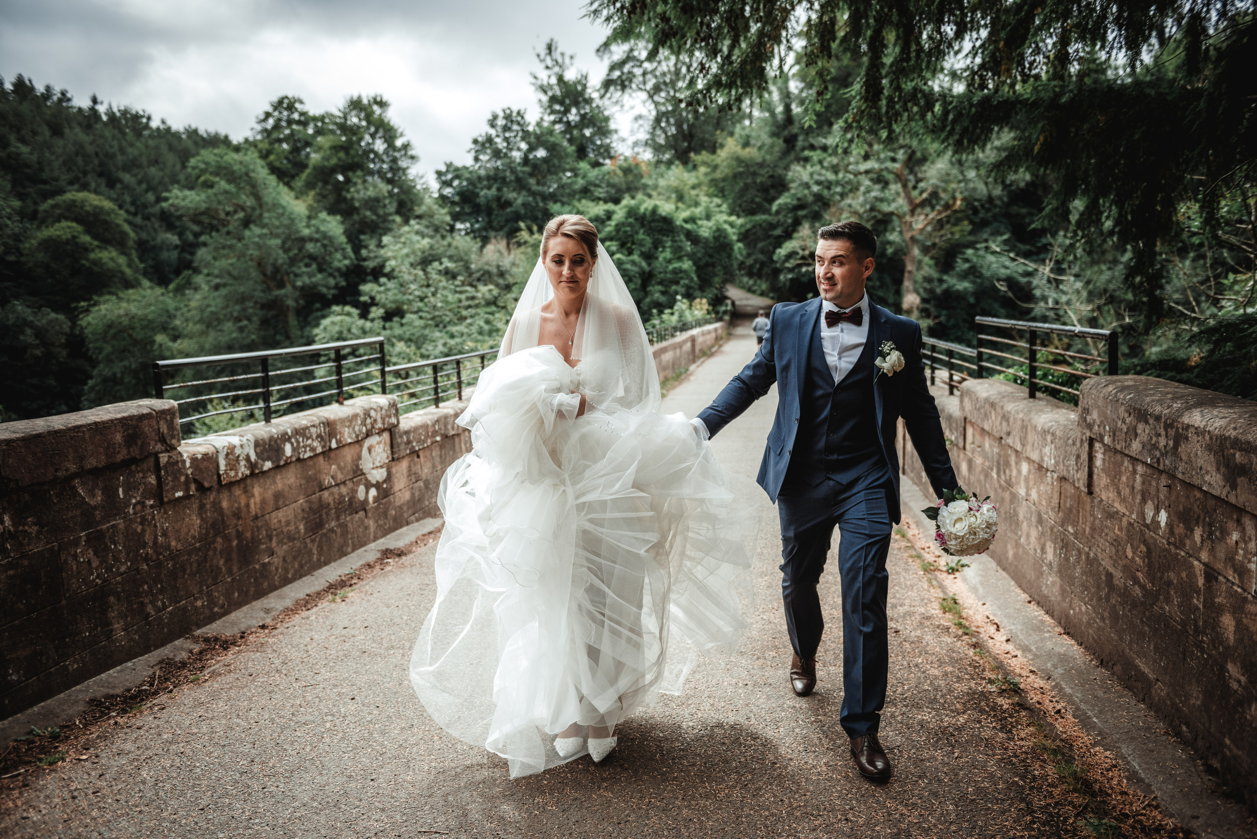 Wedding photos. Portrait and Family photographer based in Larkhall Scotland