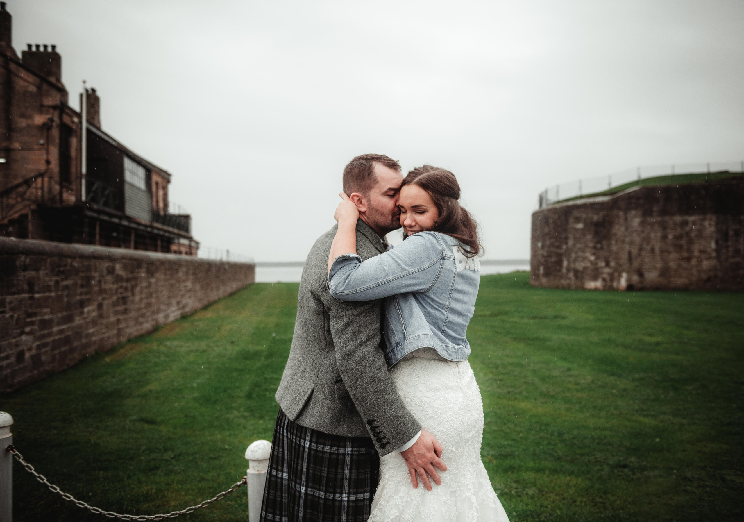 Wedding photos. Portrait and Family photographer based in Larkhall Scotland
