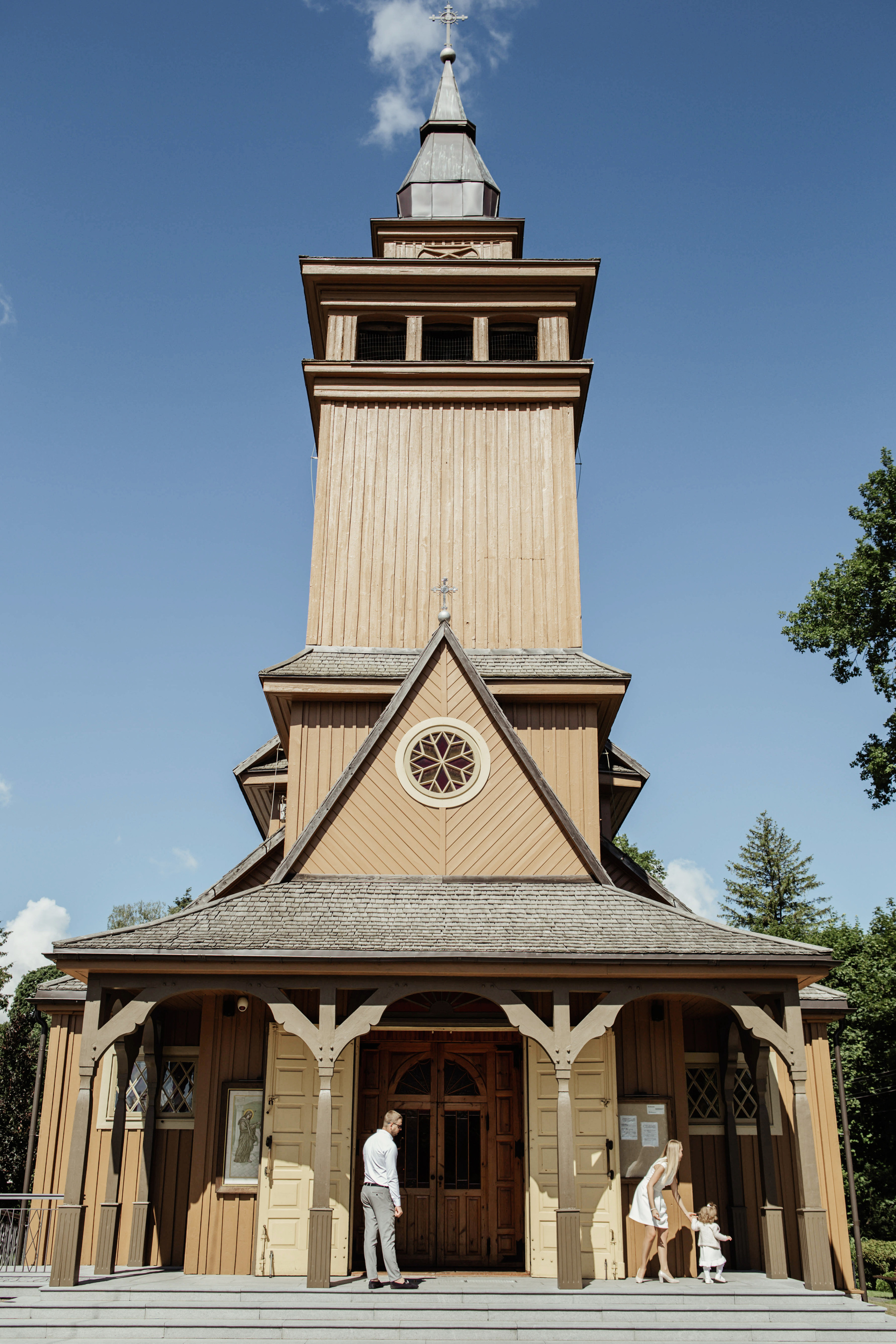 Liepa. Wedding and family photographer in Lithuania — Yvanessa Gelvano