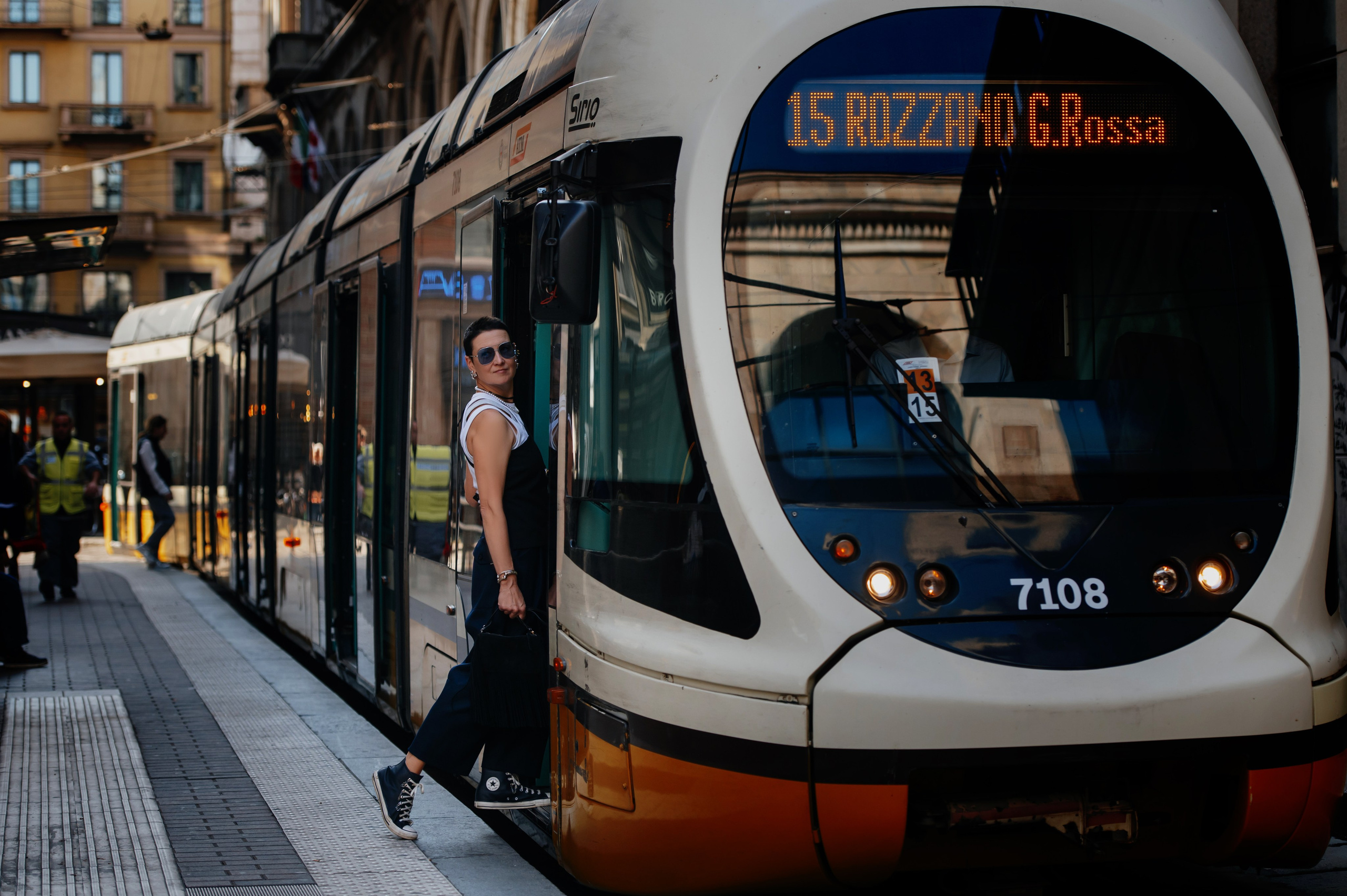 Milan, Autumn 🍂, Julia. Wedding photographer from Moldova Alexey Chipchiu