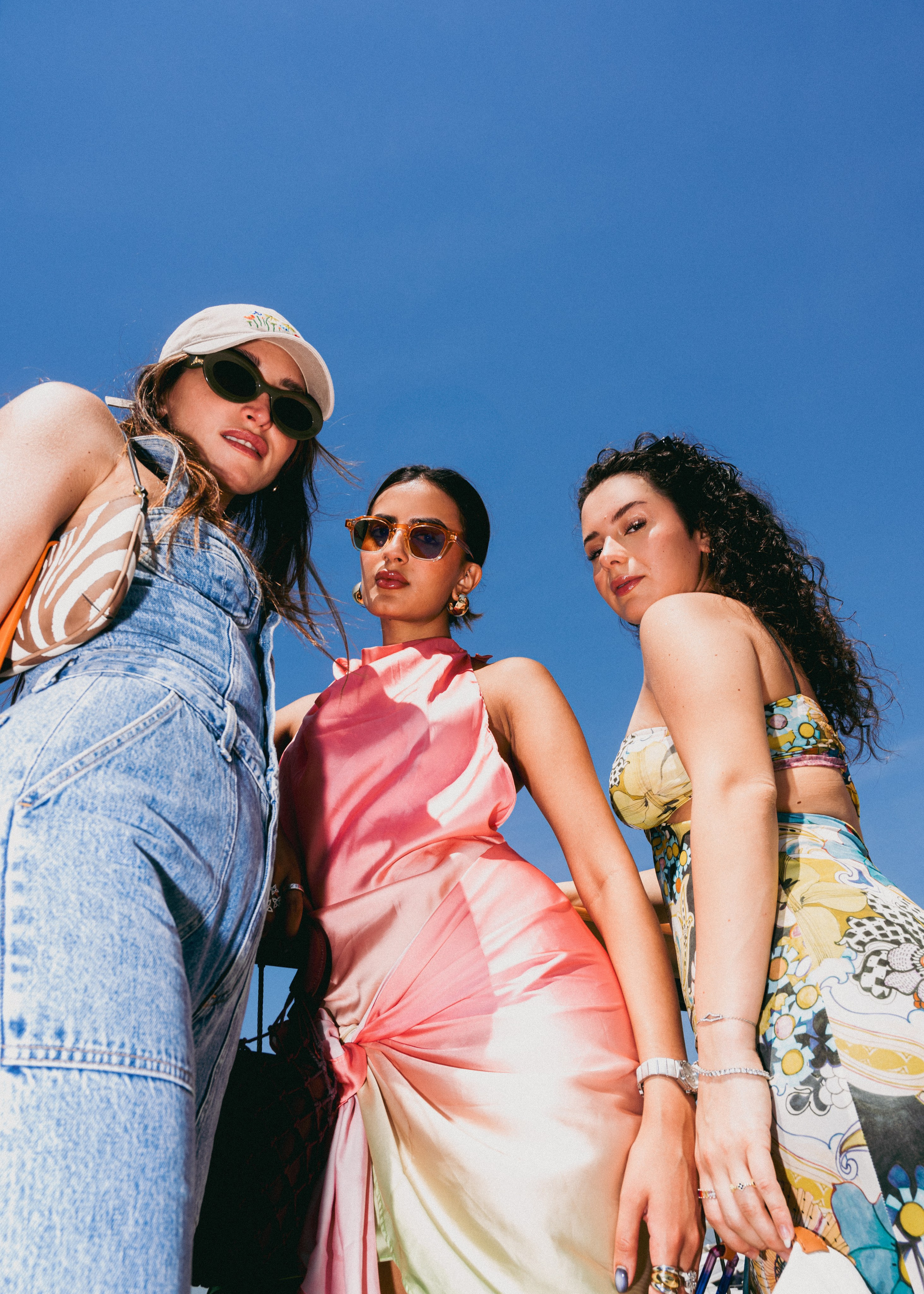 Sharedrobe. Versoluna