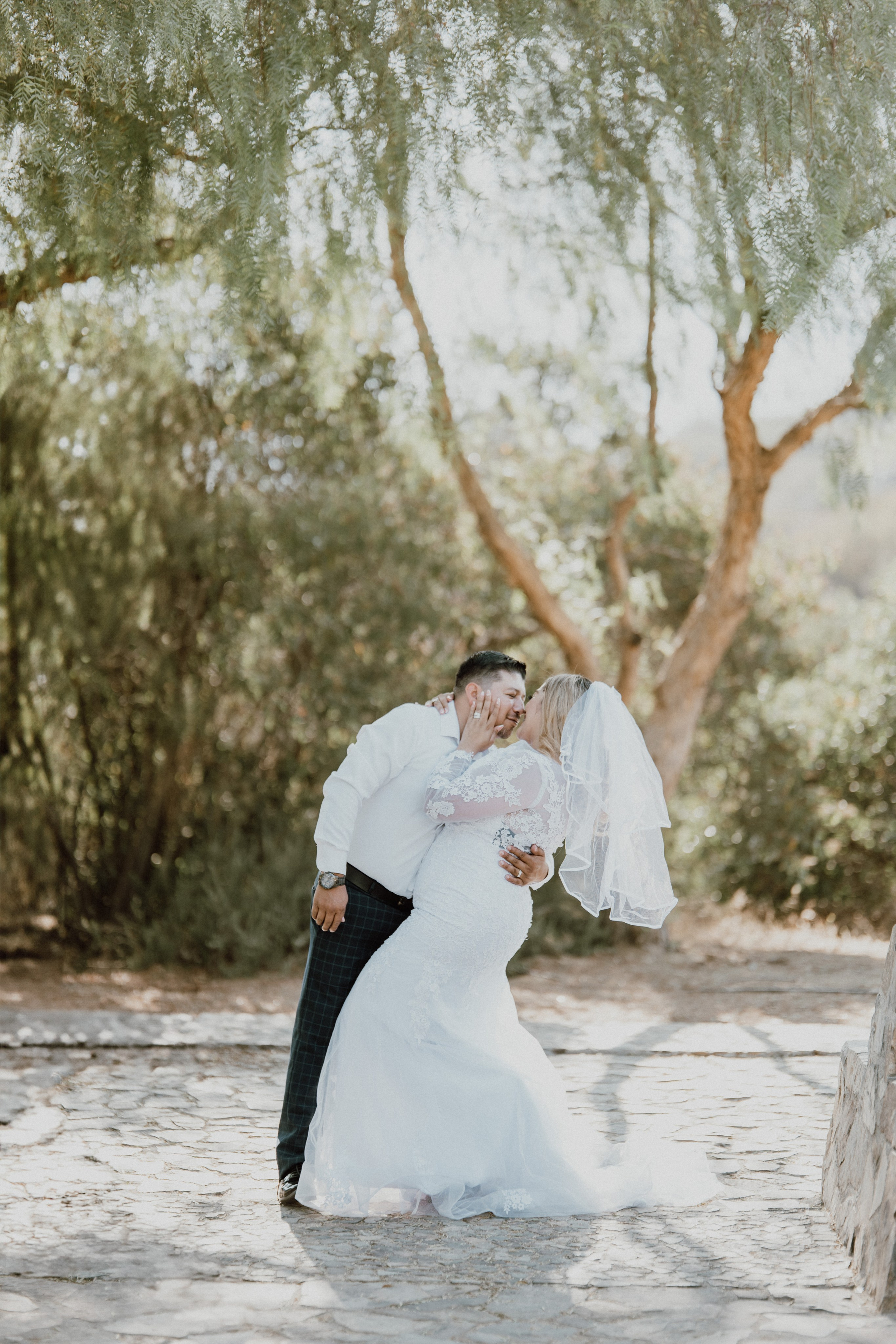 Arturo & Lizbeth (Save The Date). Alex Martínez Fotógrafo | Bodas, retratos y eventos en Tijuana