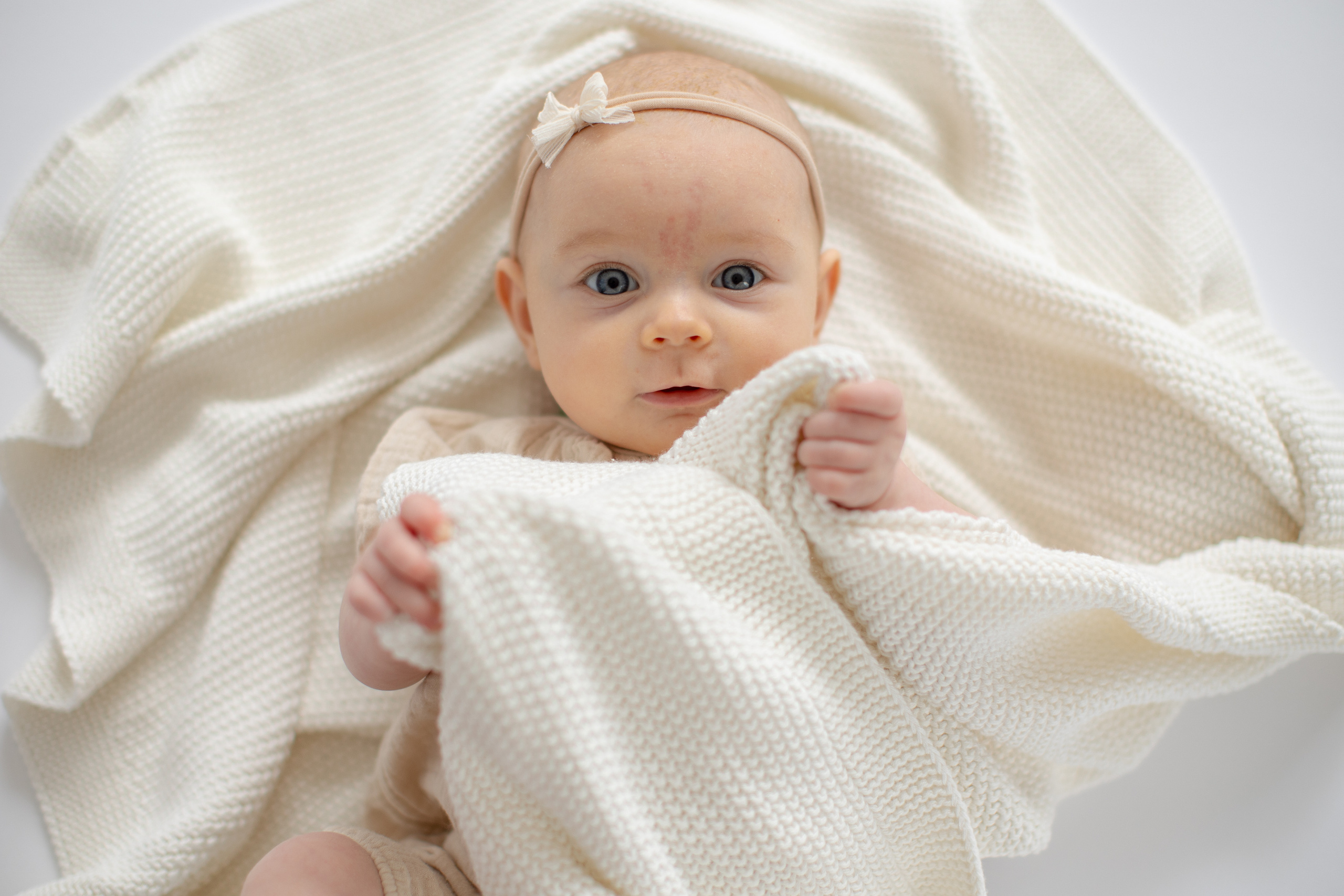 Babyshooting, 6 Monate, Familienshooting, Fotograf Osnabrück, Studioshooting, Bohoshooting