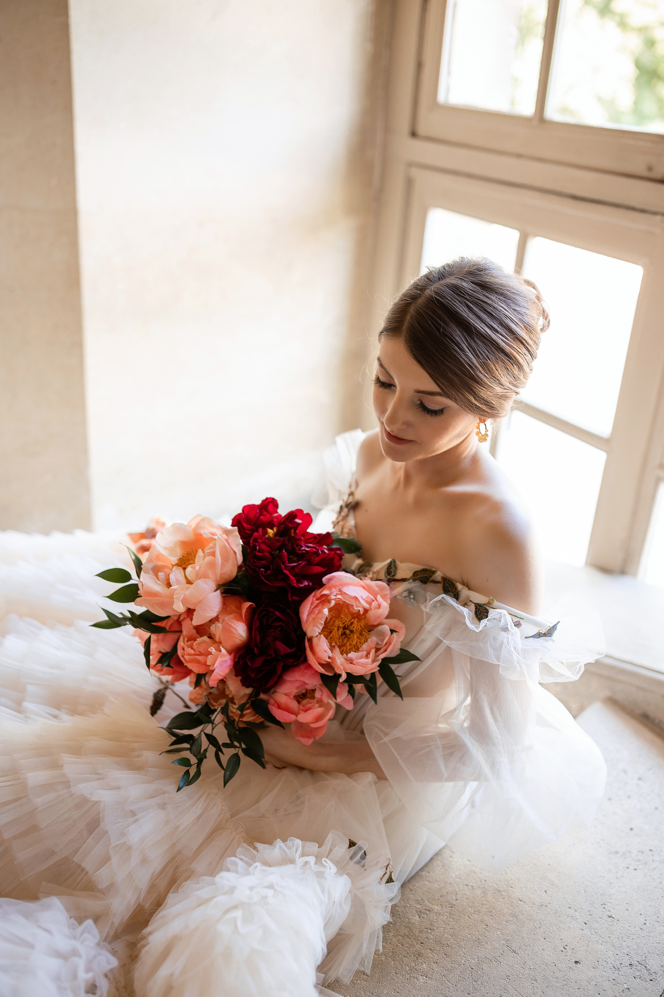 Elegantes Brautpaarshooting | Moderner Hochzeitsfotograf