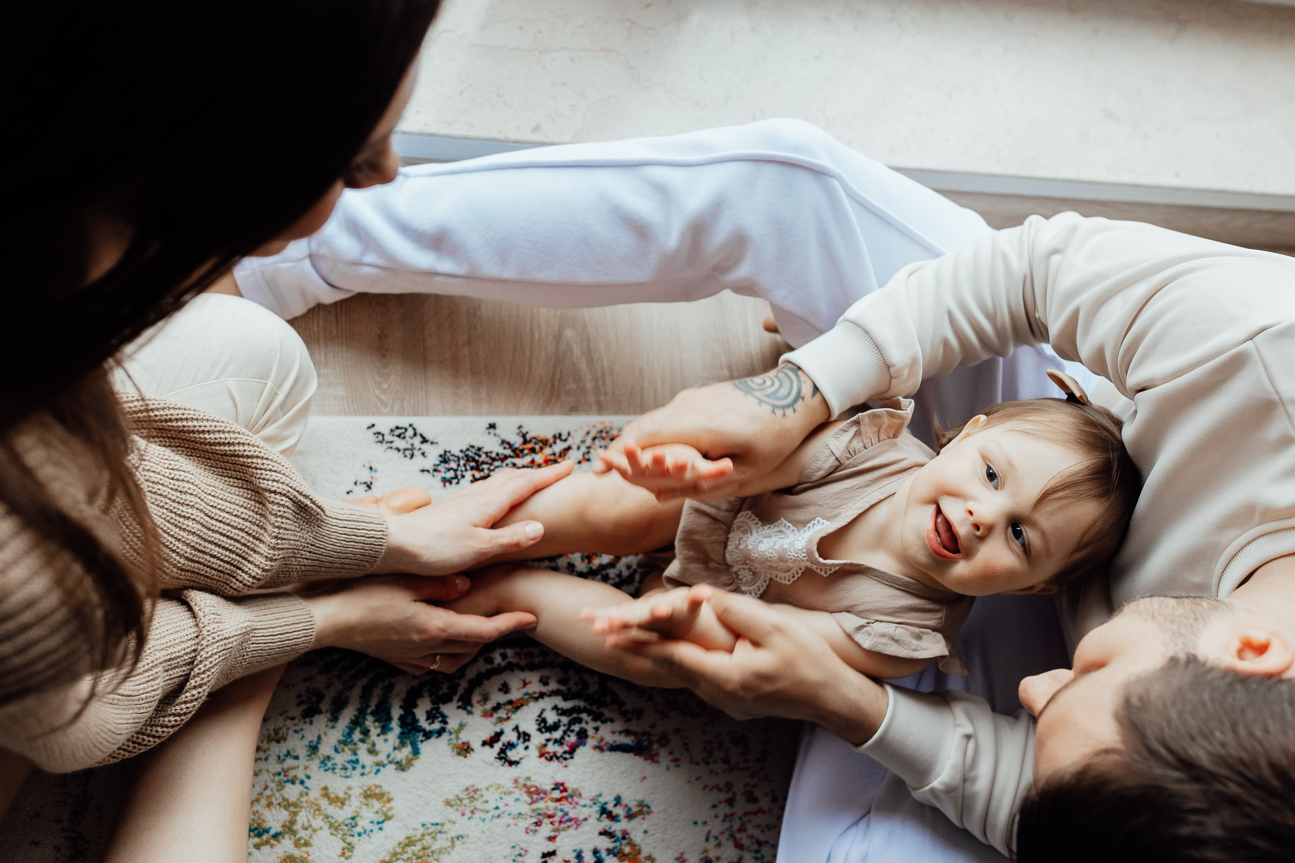 Familienfotoshooting-homestory-schwangerschaft. Fotografin in Osnabrück Mariana Slav