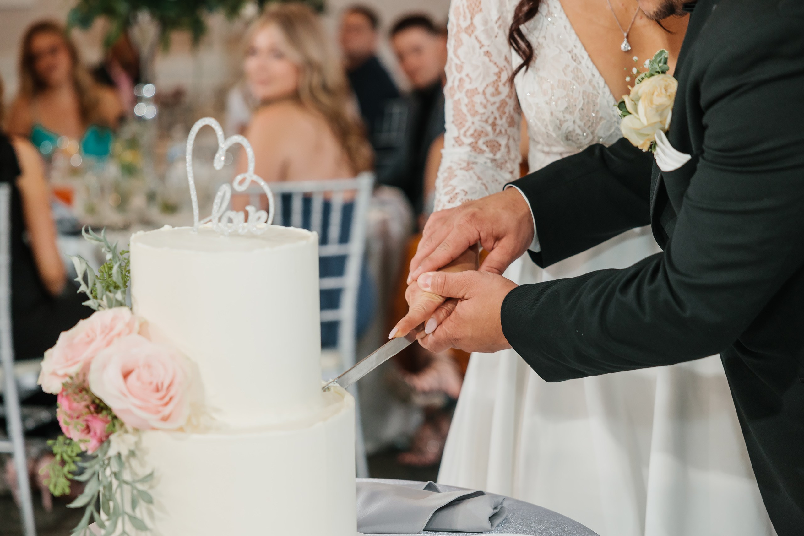 31.08.2024 Wedding. Wedding family event photographer in Chicago Nick Yushevich