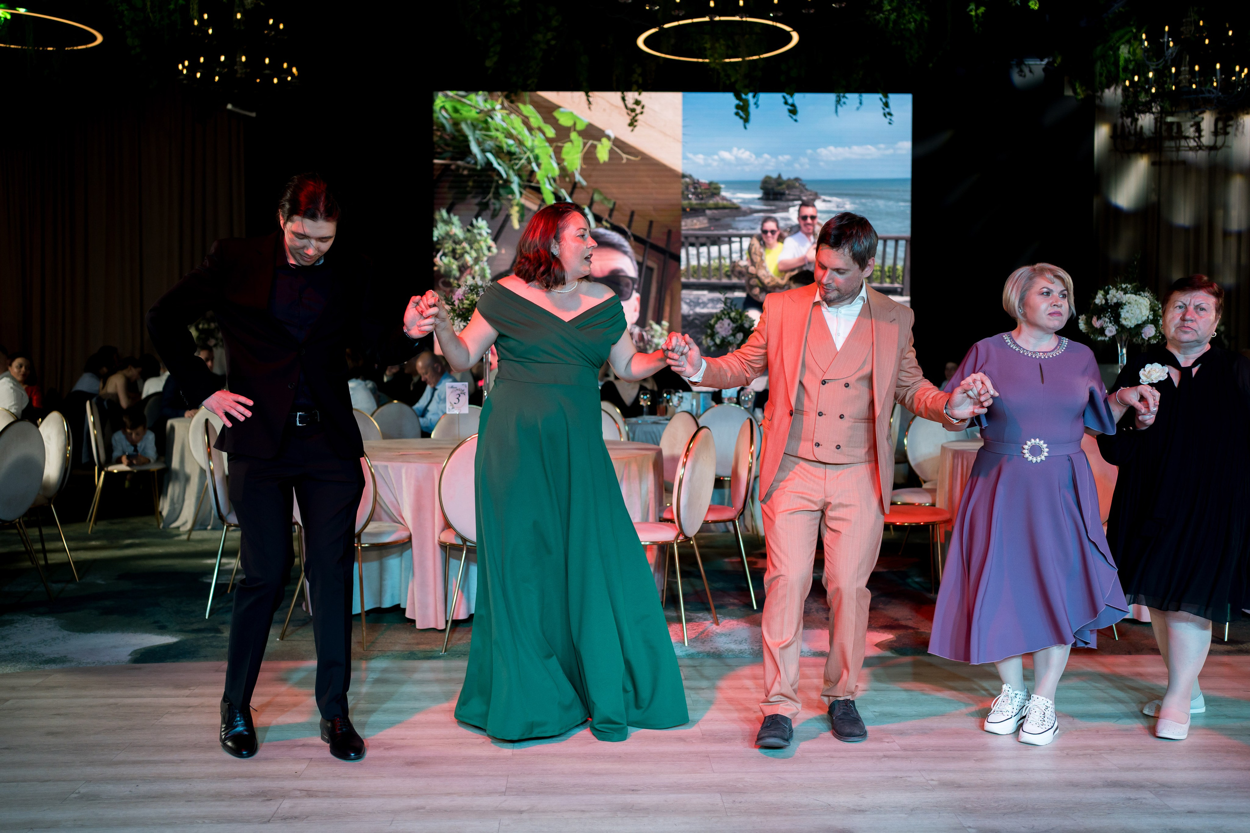 PARTY. Gabriel Florea — Fotograf nuntă București