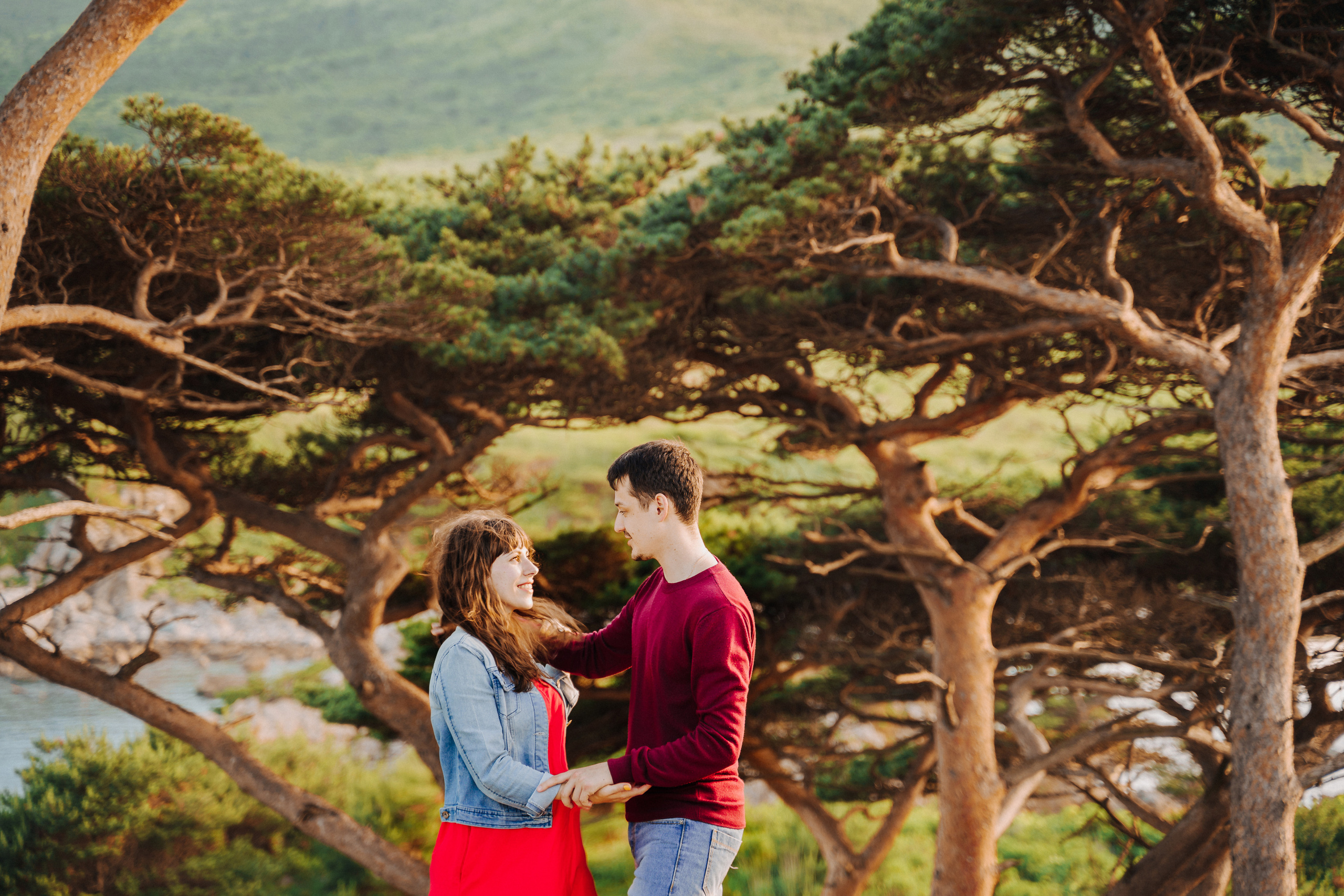 Oregon Oceanside Engagement. Wedding Photography & Videography Team in California, Los Angeles, San Francisco, San Diego and Travel