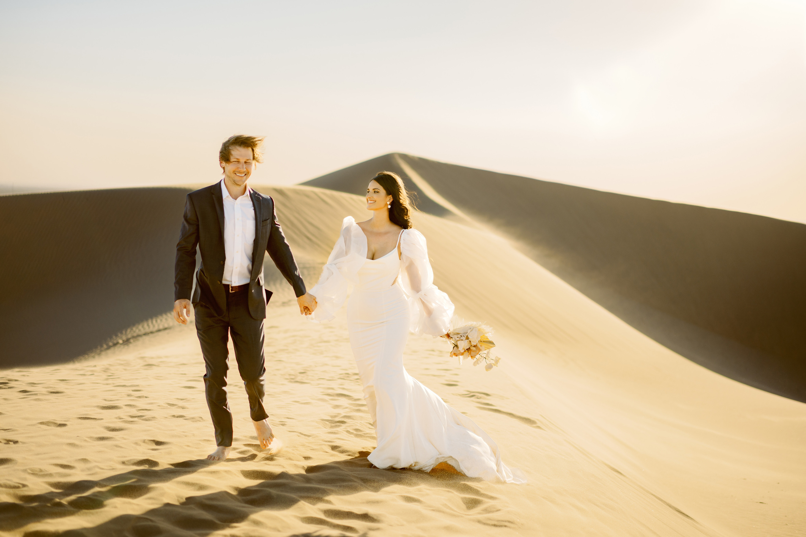 Elopement in a desert. Wedding Photography & Videography Team in California, Los Angeles, San Francisco, San Diego and Travel