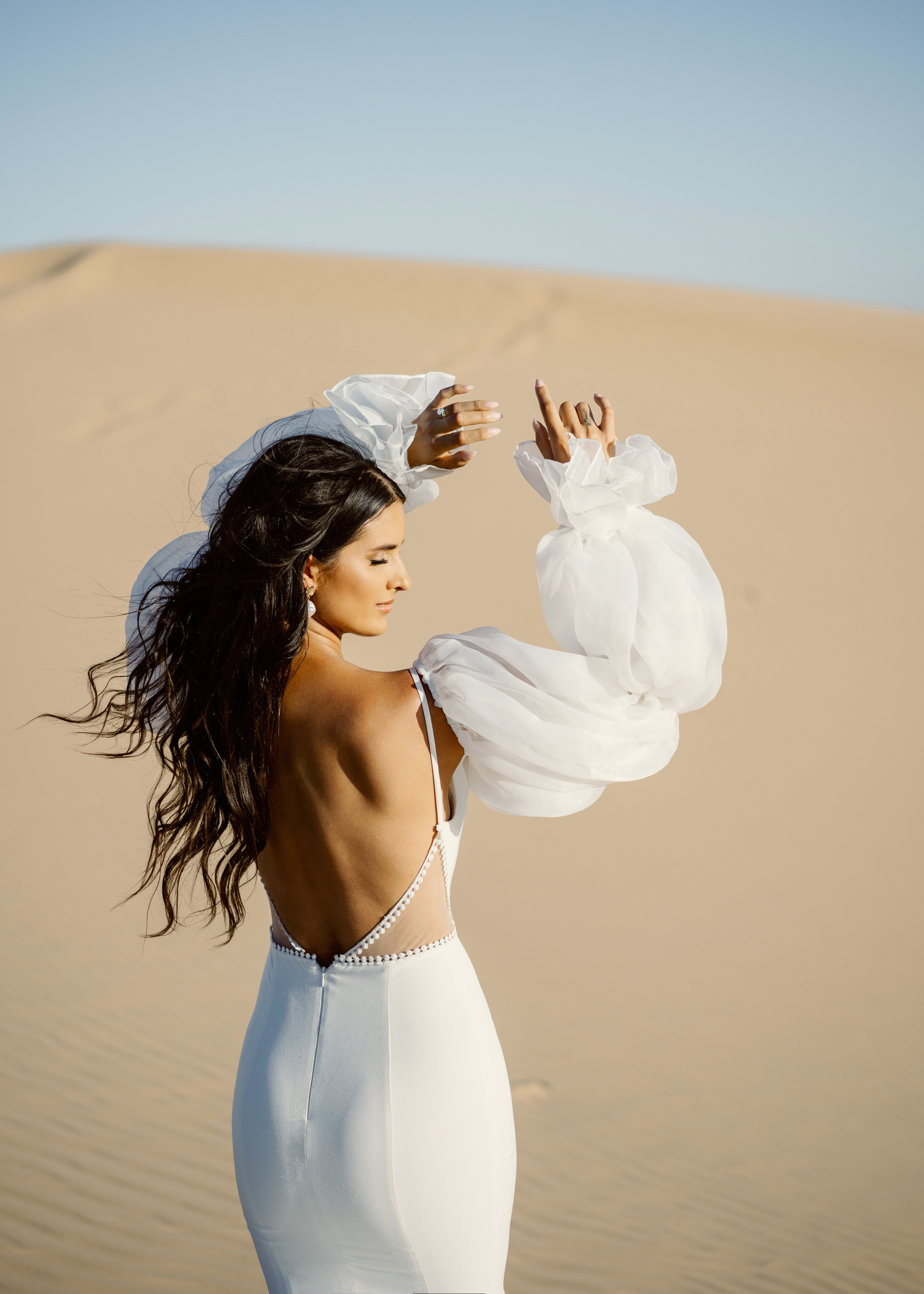 Elopement in a desert. Wedding Photography & Videography Team in California, Los Angeles, San Francisco, San Diego and Travel