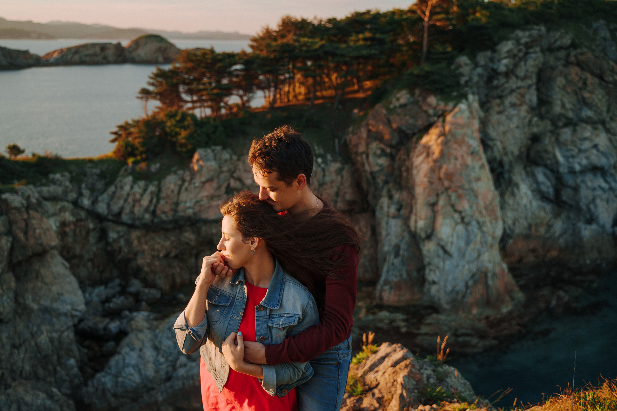 Oregon Oceanside Engagement. Wedding Photography & Videography Team in California, Los Angeles, San Francisco, San Diego and Travel