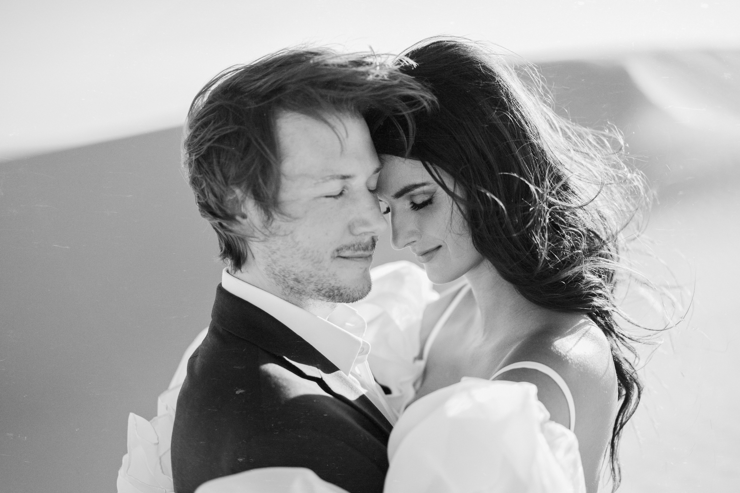 Elopement in a desert. Wedding Photography & Videography Team in California, Los Angeles, San Francisco, San Diego and Travel