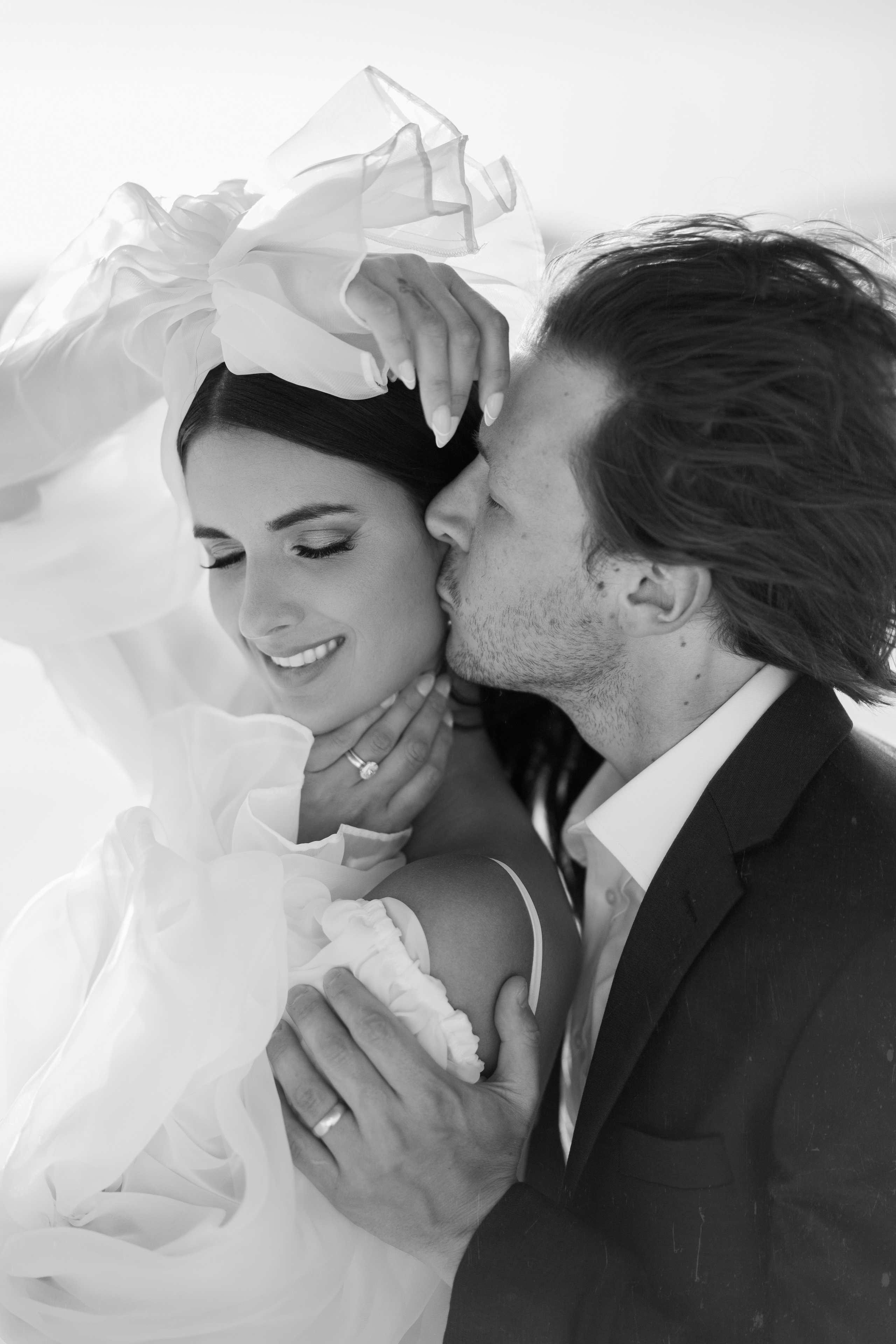 Elopement in a desert. Wedding Photography & Videography Team in California, Los Angeles, San Francisco, San Diego and Travel