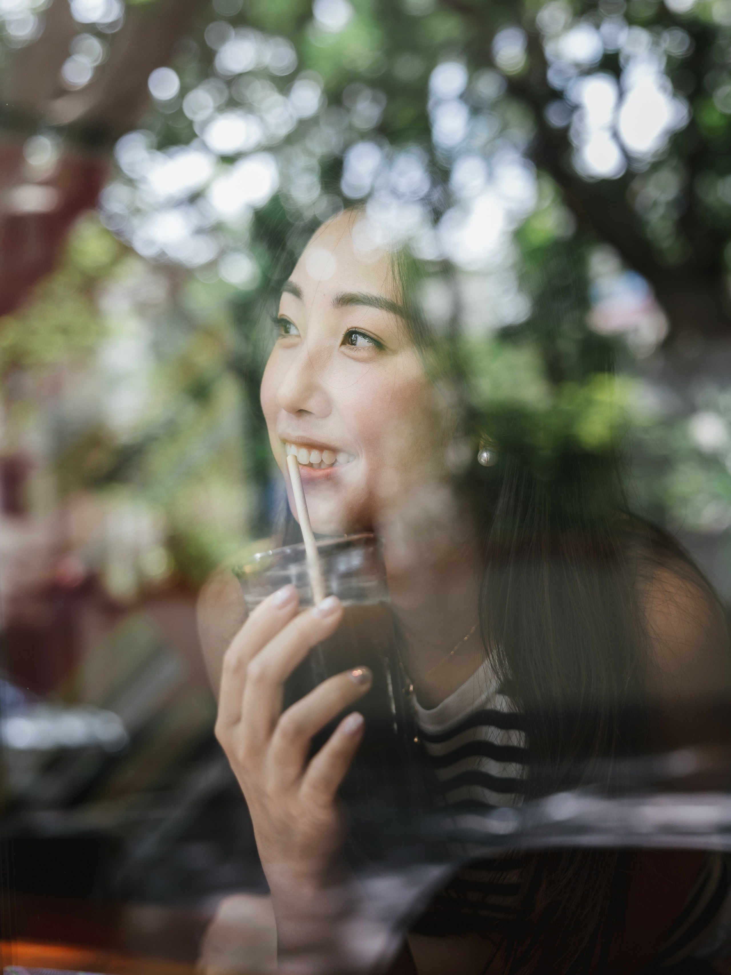 A Family of Three’s Urban Stroll in Shanghai. Shanghai Family Photographer Dora