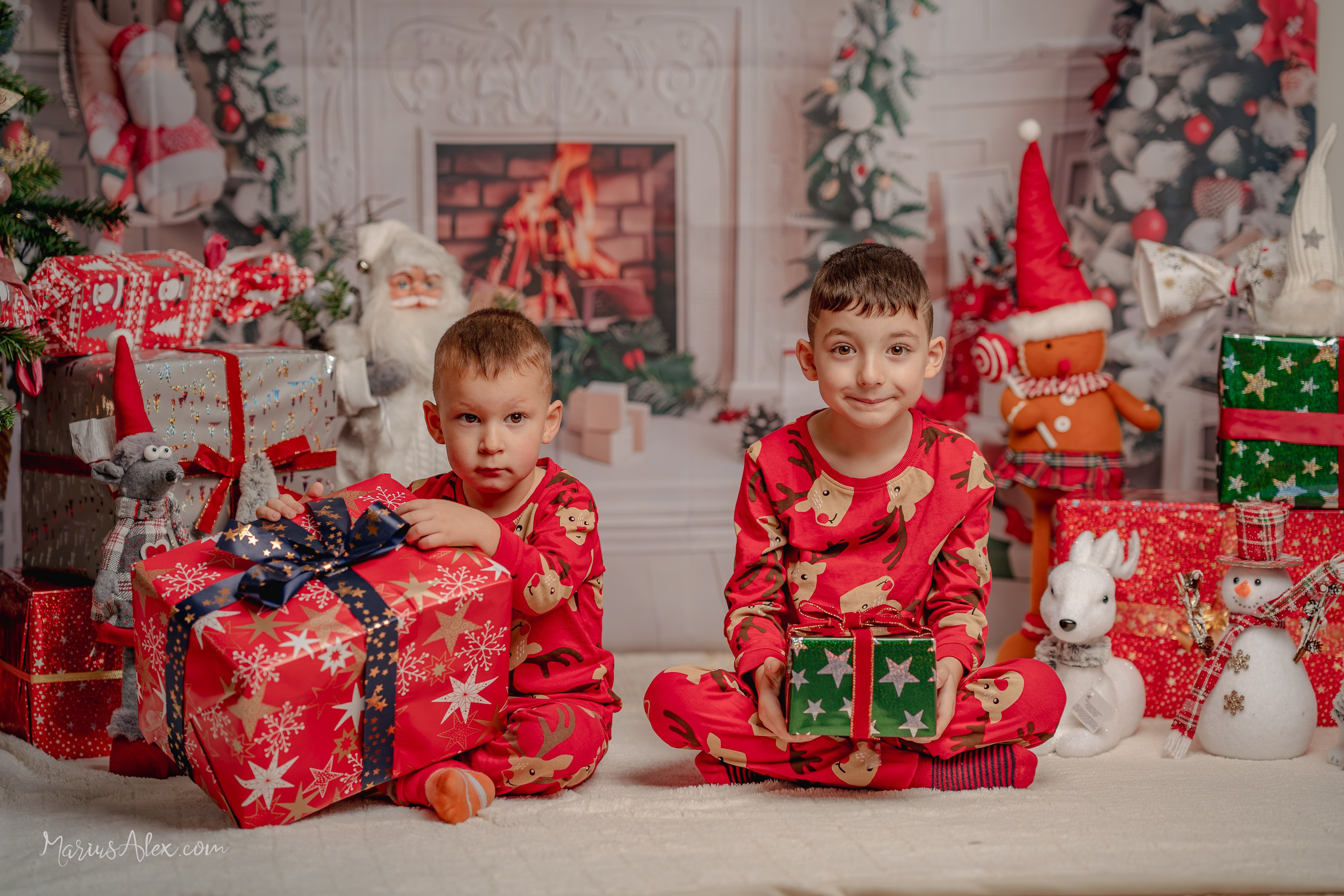 O familie fericită. Marius Alex fotograf de eveniment si portret din Suceava