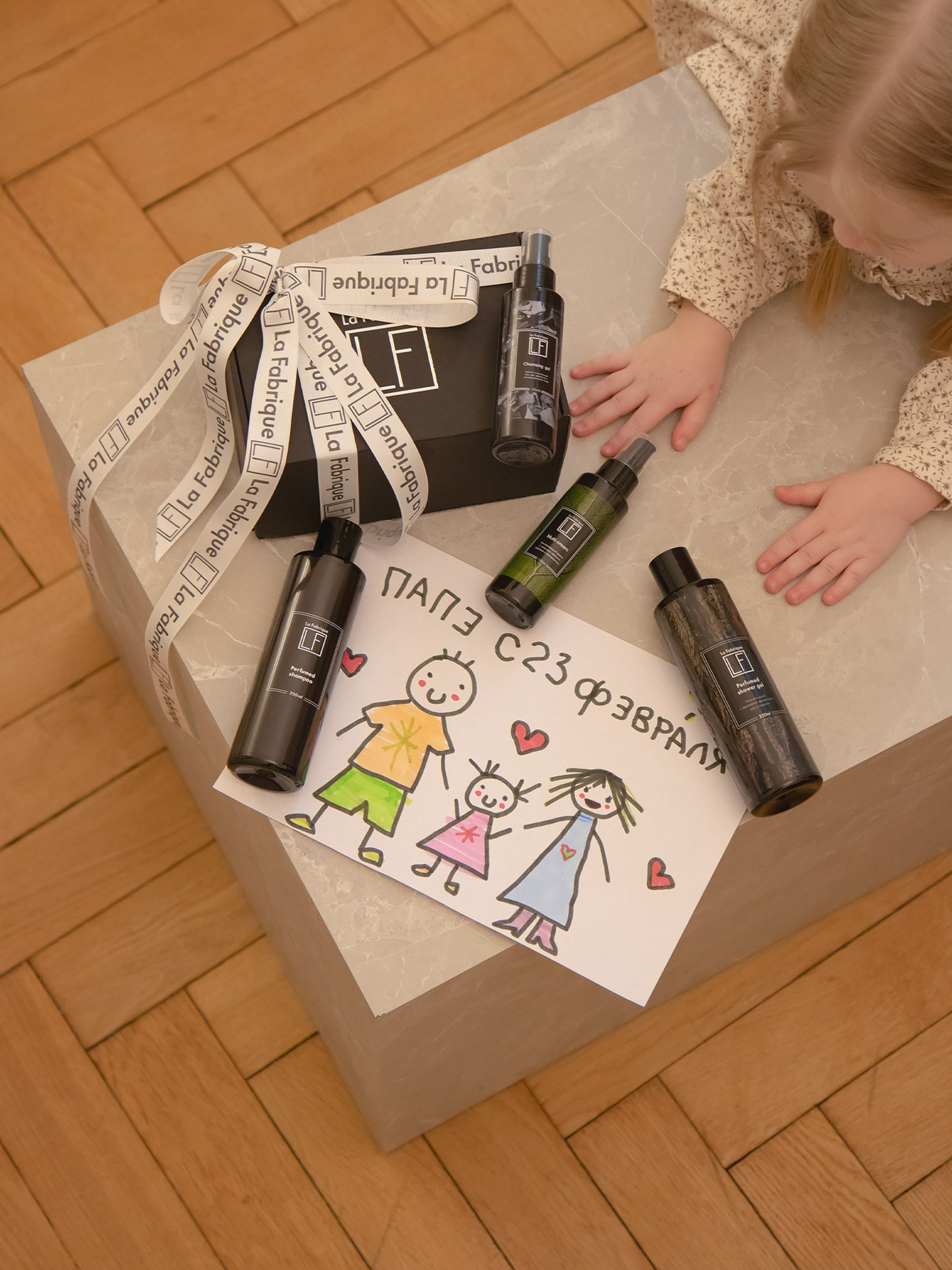 004. Palagina Ksusha, photographer in NY