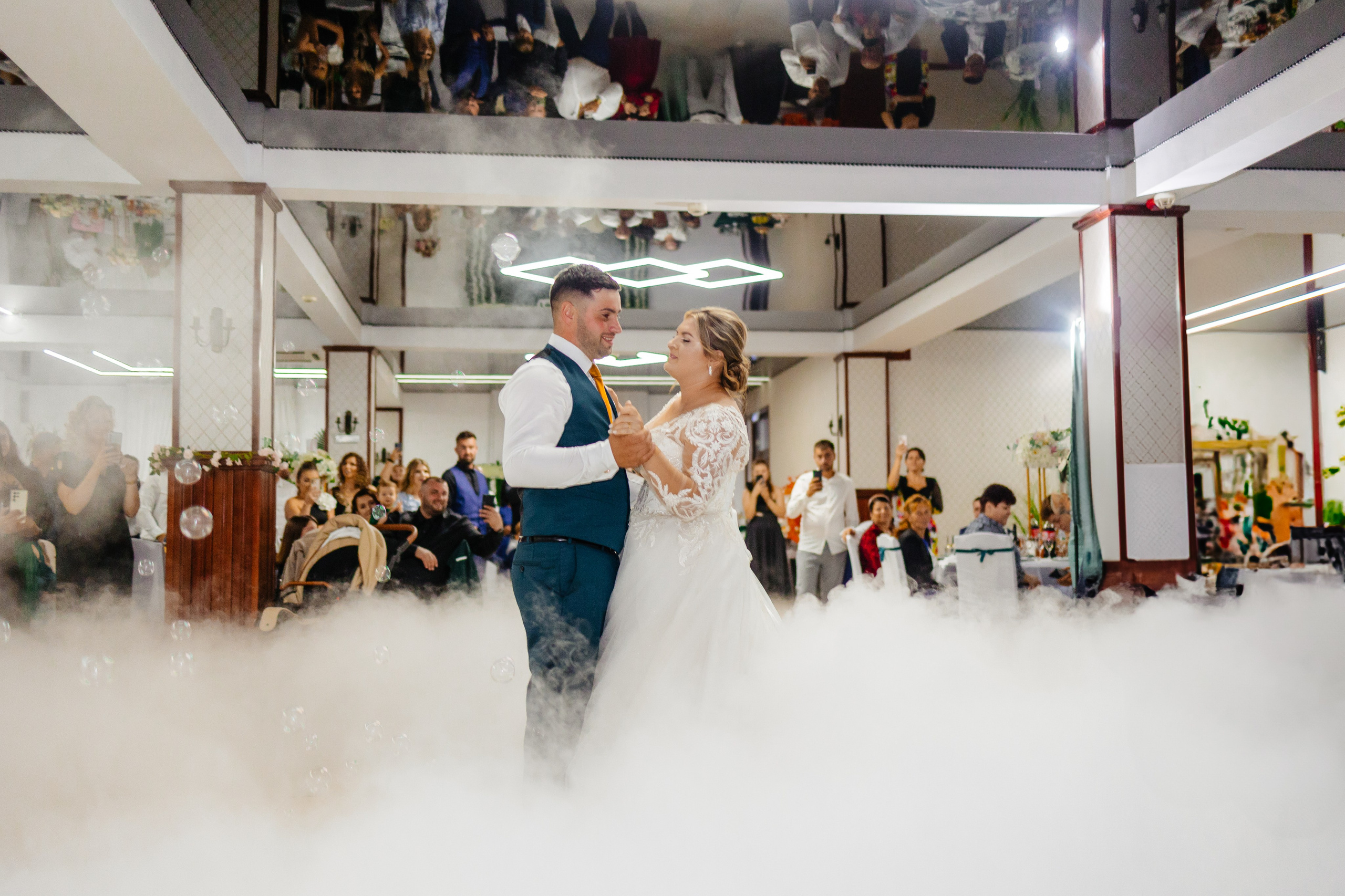 V&F. George Laslău Fotograf