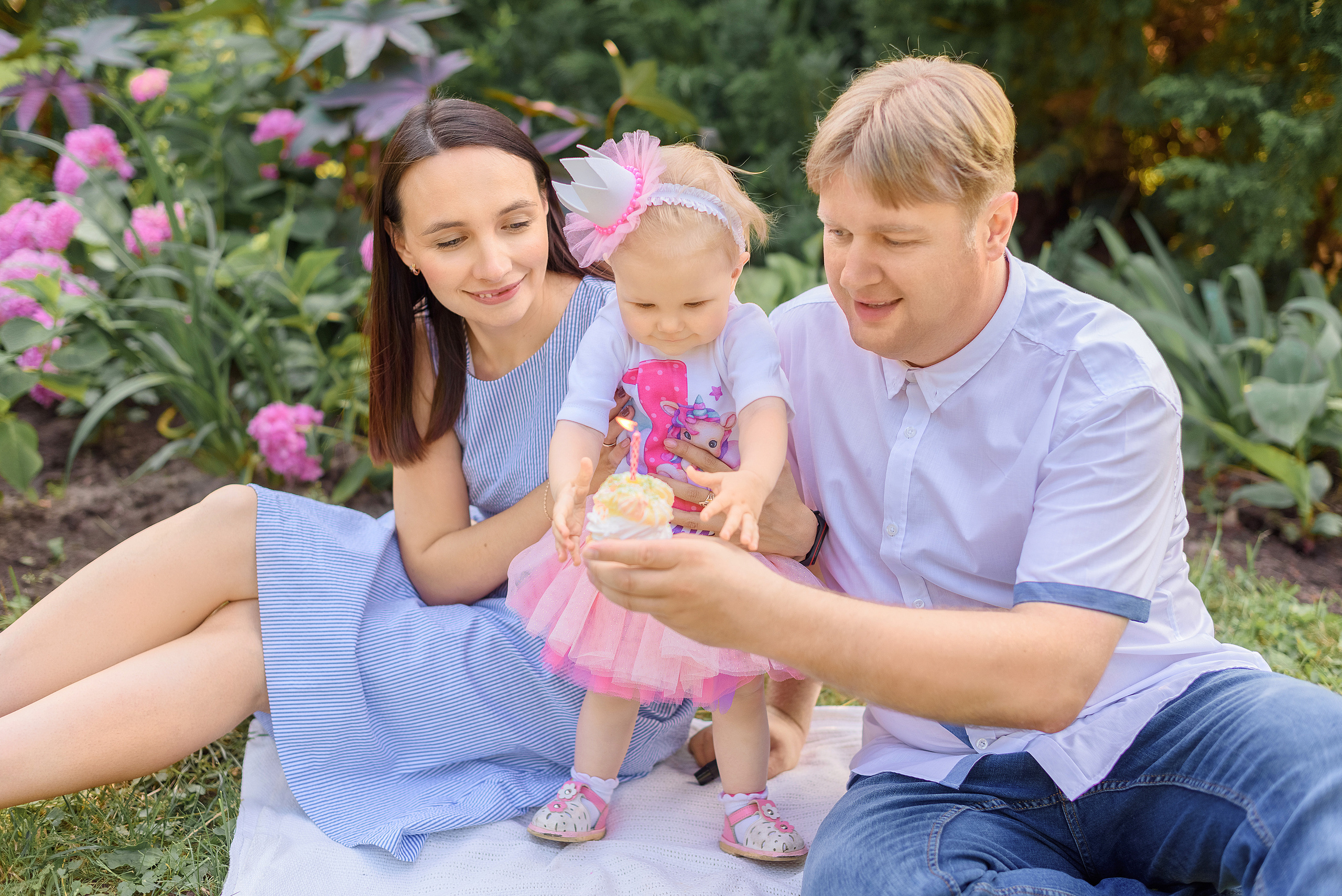 Годовасие. Семейный фотограф и фотограф новорожденных в Вильнюсе Ирина Беленкевич