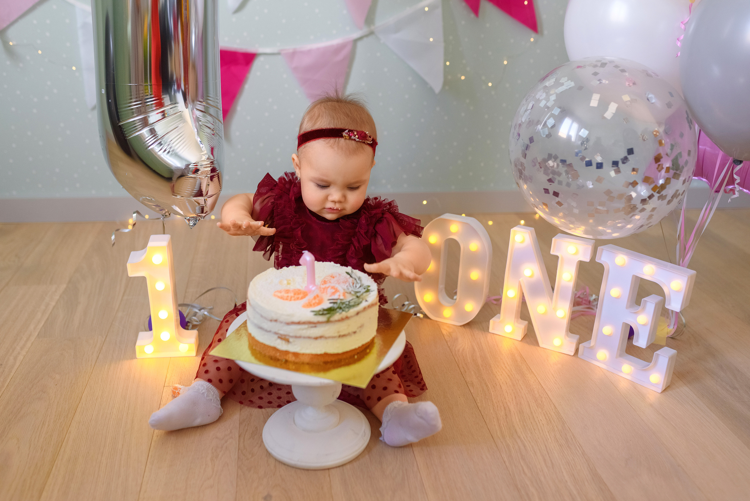 Годовасие. Семейный фотограф и фотограф новорожденных в Вильнюсе Ирина Беленкевич