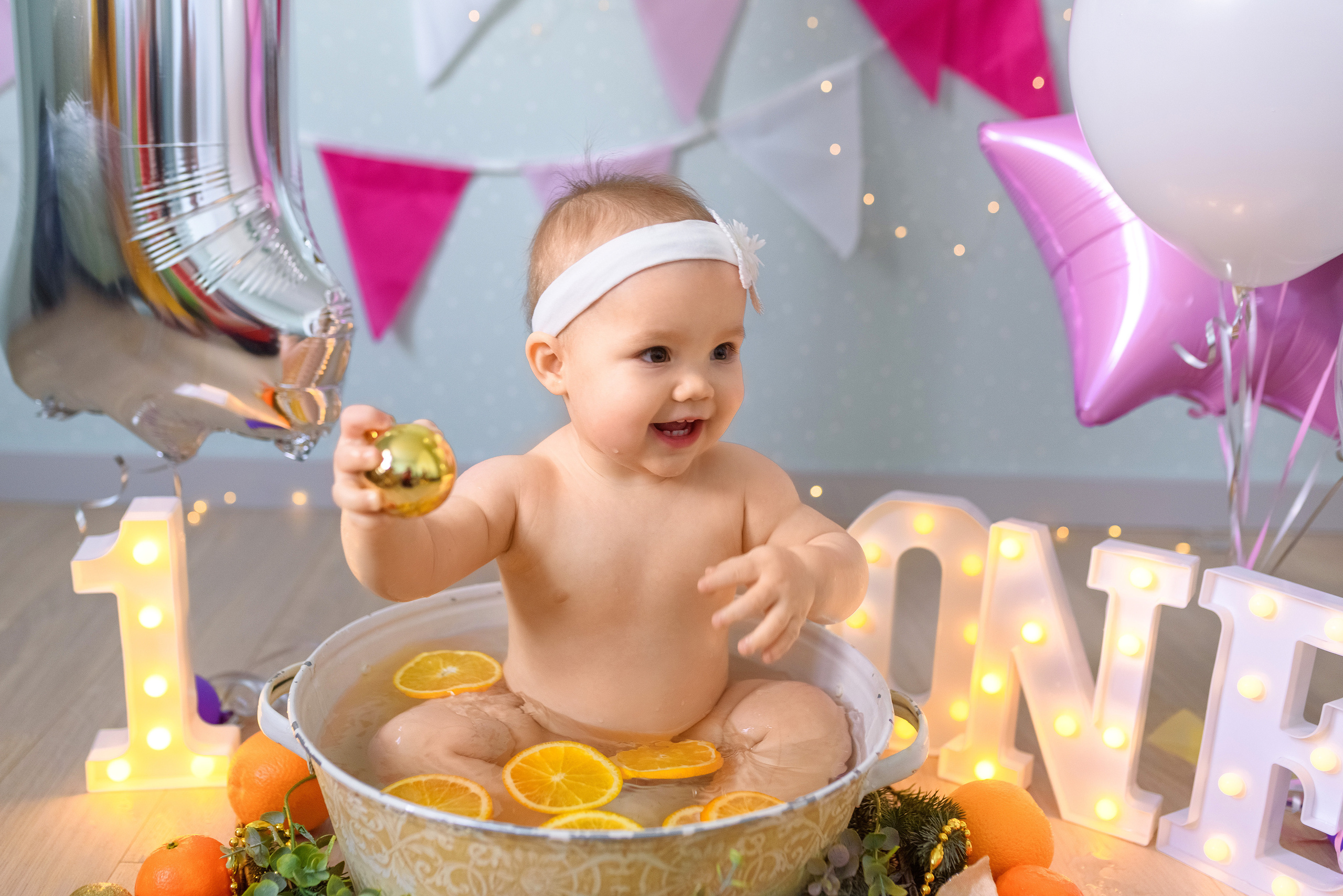 Годовасие. Семейный фотограф и фотограф новорожденных в Вильнюсе Ирина Беленкевич