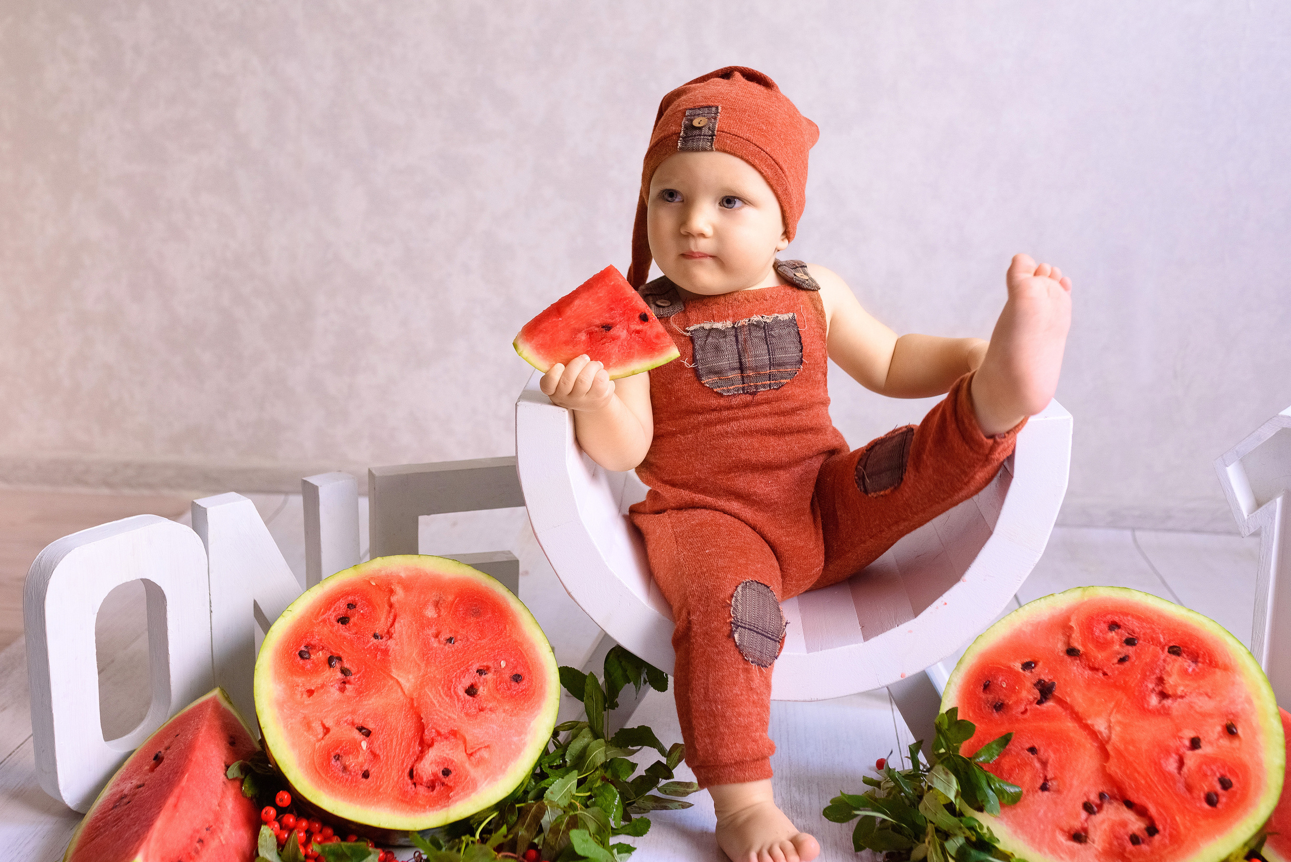 Годовасие. Семейный фотограф и фотограф новорожденных в Вильнюсе Ирина Беленкевич