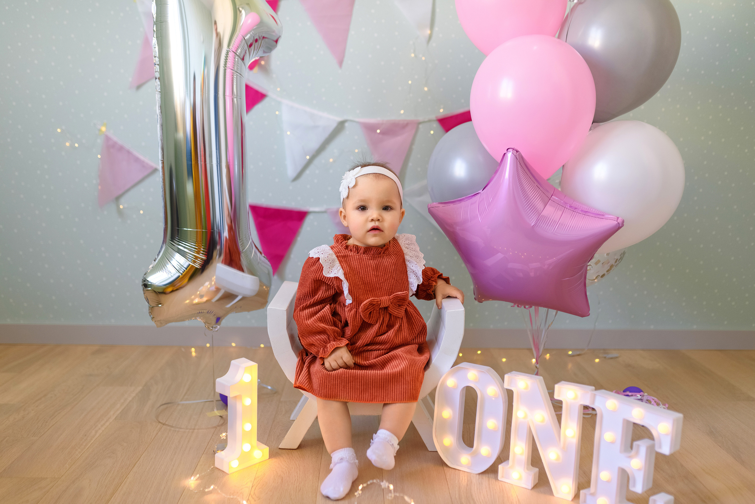 Годовасие. Семейный фотограф и фотограф новорожденных в Вильнюсе Ирина Беленкевич