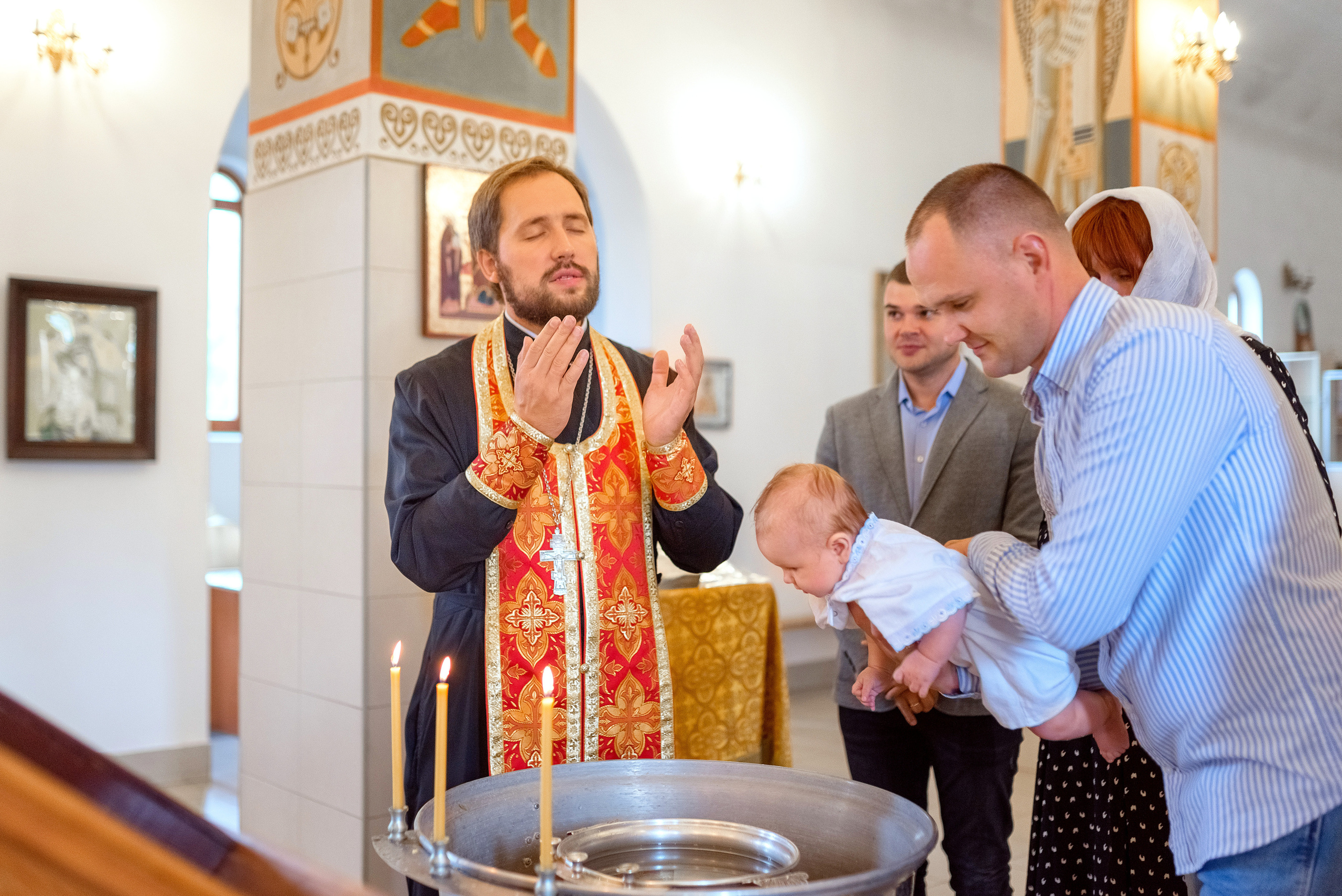 Крещение (Венчание). Семейный фотограф и фотограф новорожденных в Вильнюсе Ирина Беленкевич