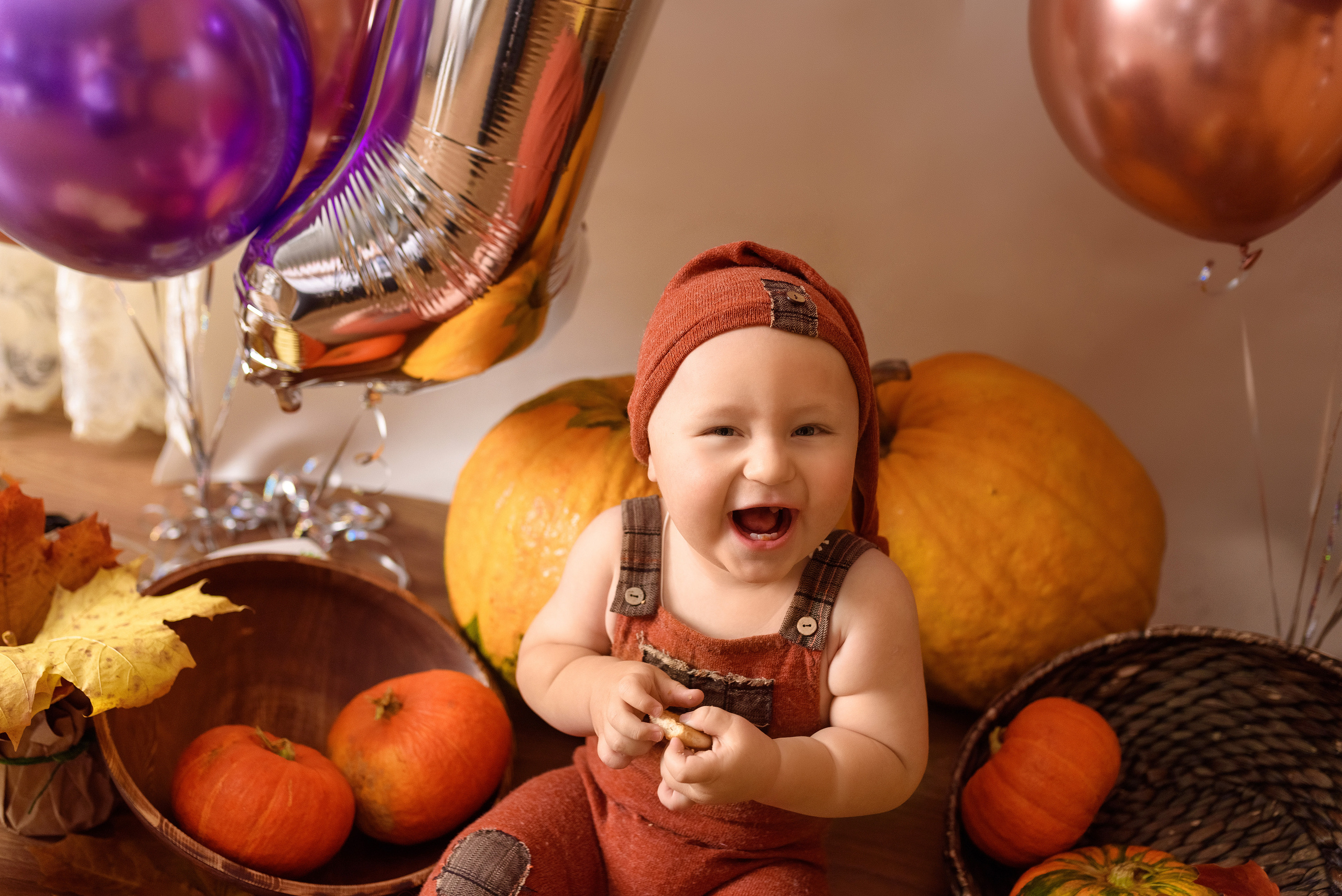 Годовасие. Семейный фотограф и фотограф новорожденных в Вильнюсе Ирина Беленкевич
