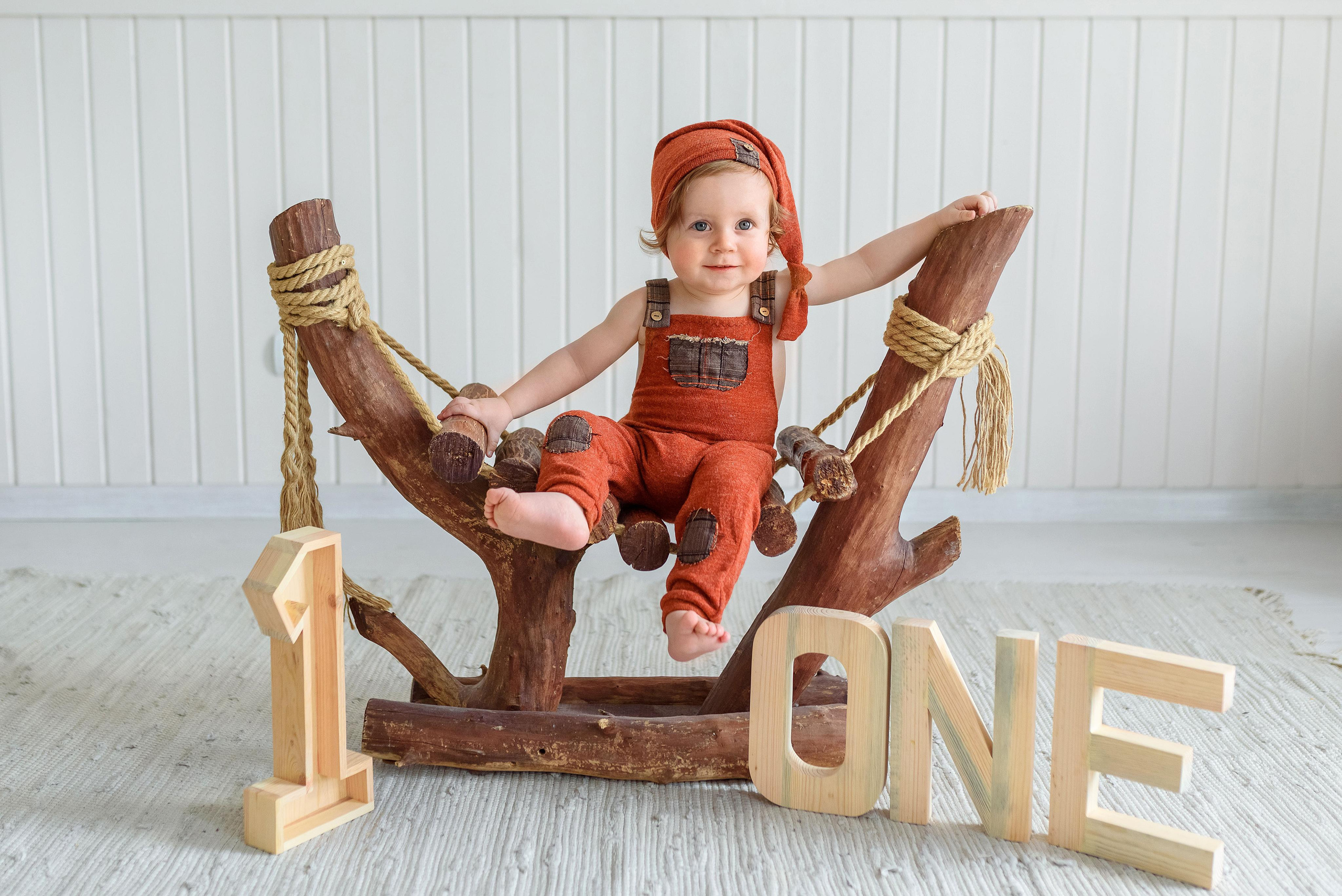 Годовасие. Семейный фотограф и фотограф новорожденных в Вильнюсе Ирина Беленкевич