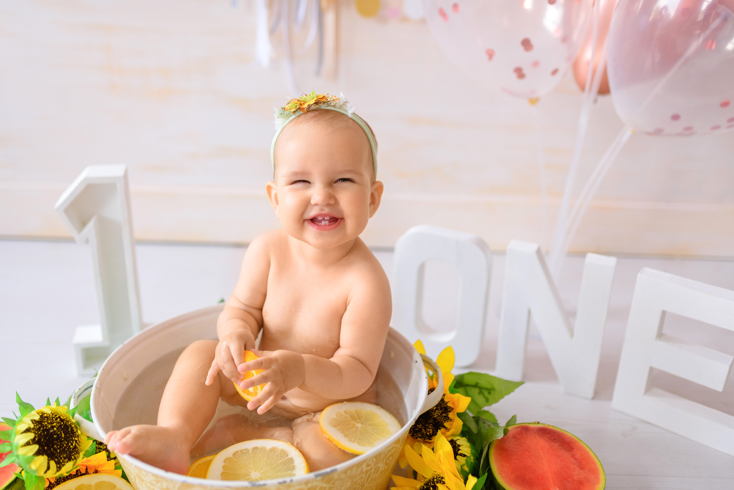 Годовасие. Семейный фотограф и фотограф новорожденных в Вильнюсе Ирина Беленкевич