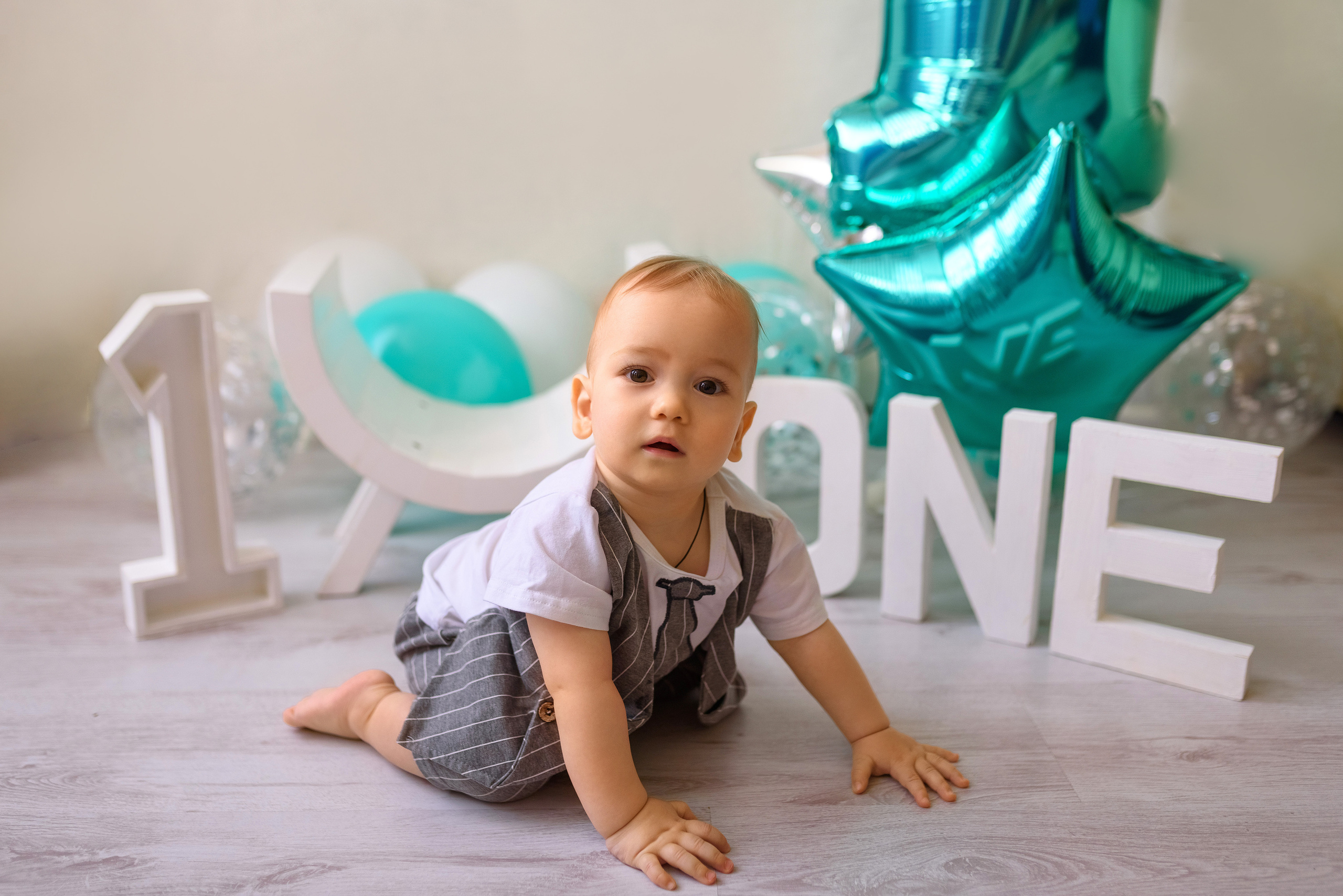 Годовасие. Семейный фотограф и фотограф новорожденных в Вильнюсе Ирина Беленкевич