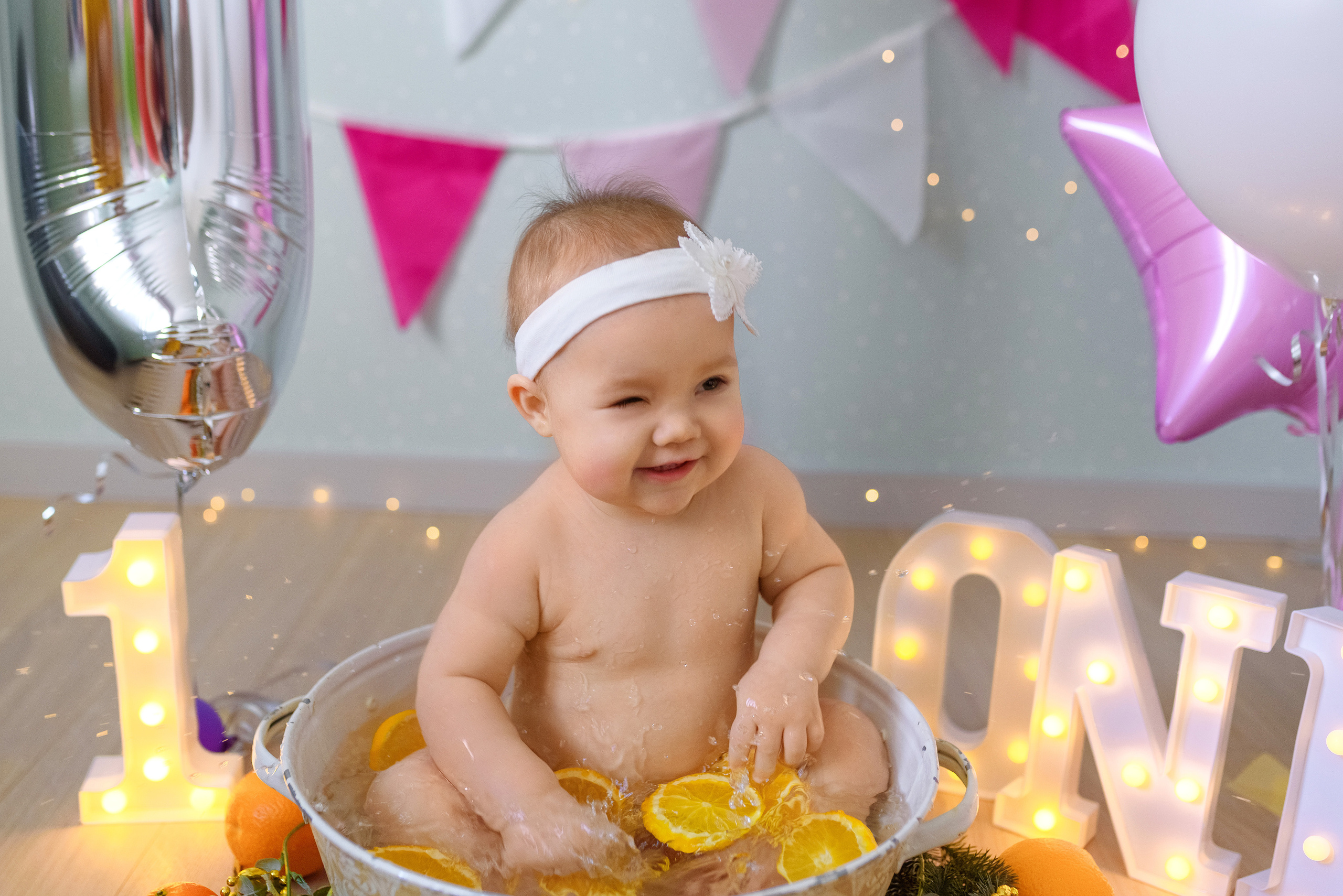 Годовасие. Семейный фотограф и фотограф новорожденных в Вильнюсе Ирина Беленкевич