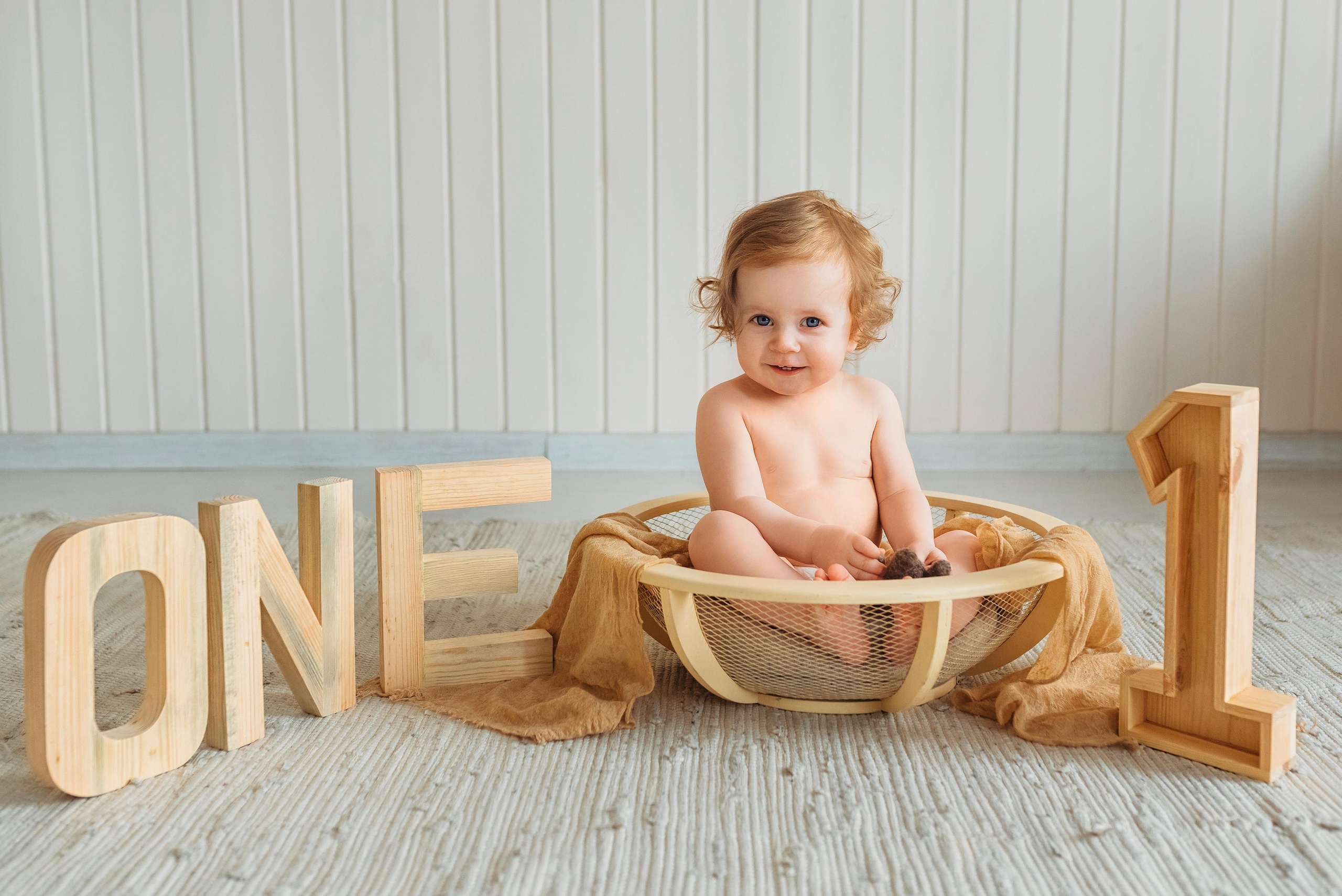 Годовасие. Семейный фотограф и фотограф новорожденных в Вильнюсе Ирина Беленкевич