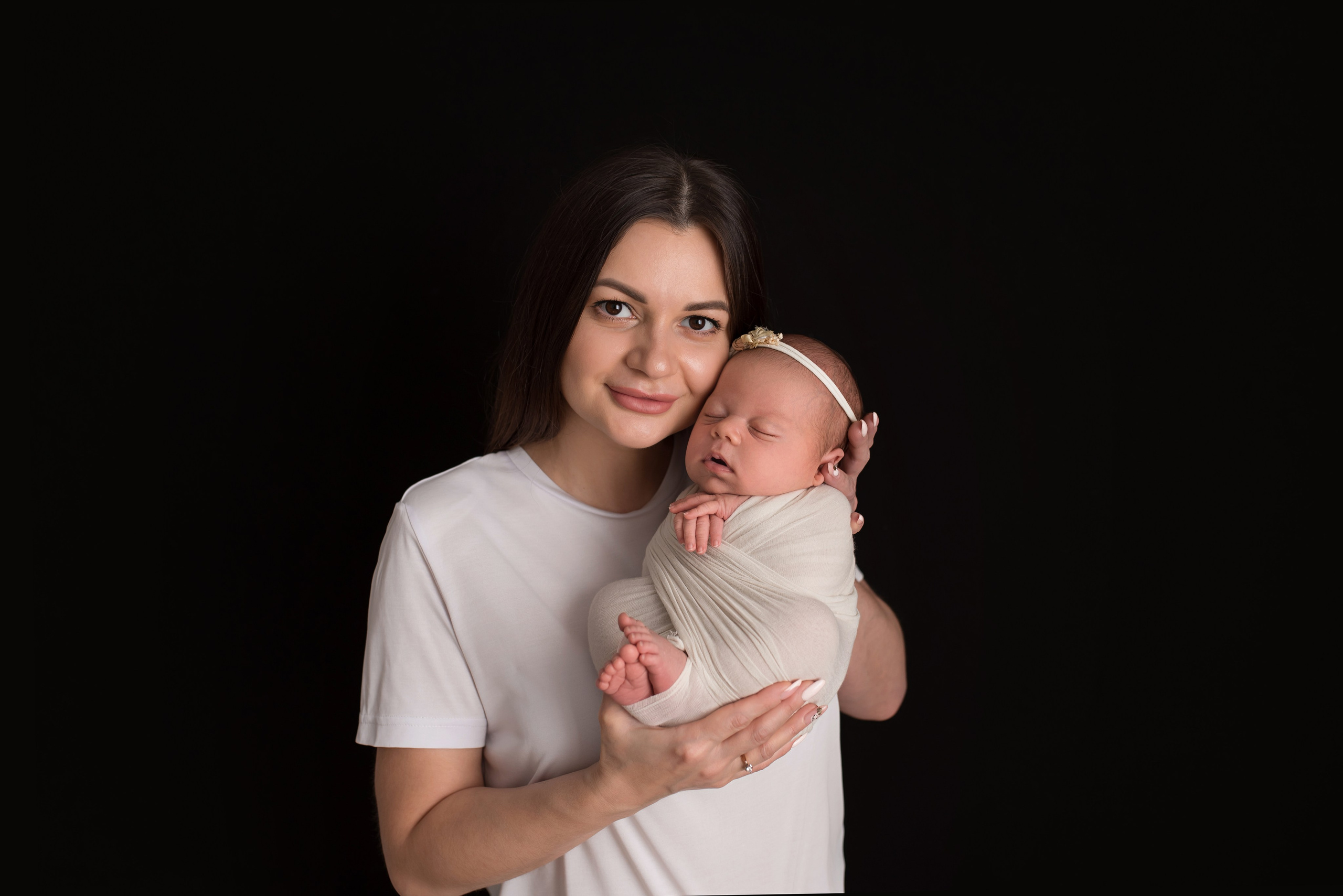 Alisa 15 days. In-home newborn photography Raleigh & area Katya Kulikova