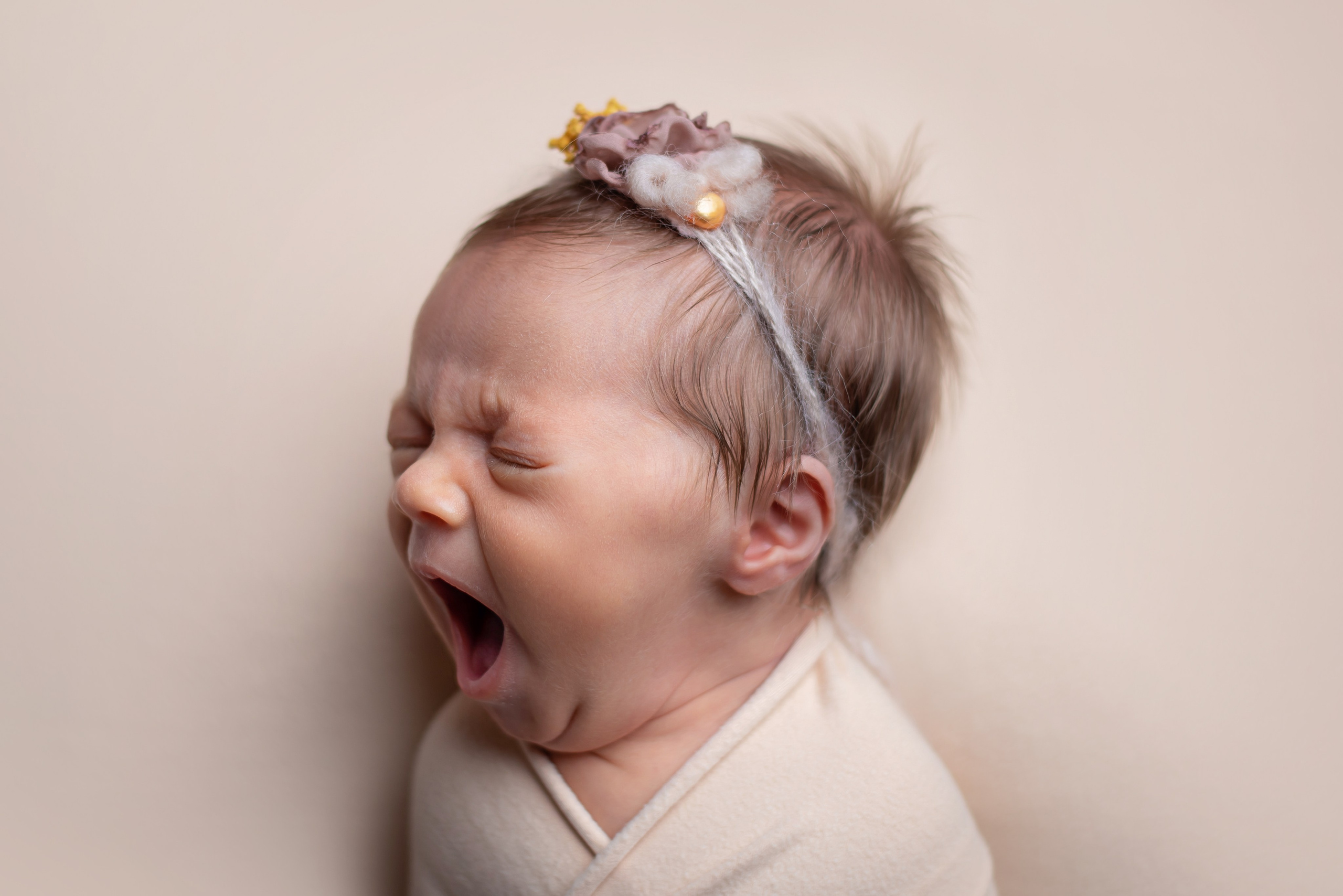 Vera 23 days. In-home newborn photography Raleigh & area Katya Kulikova