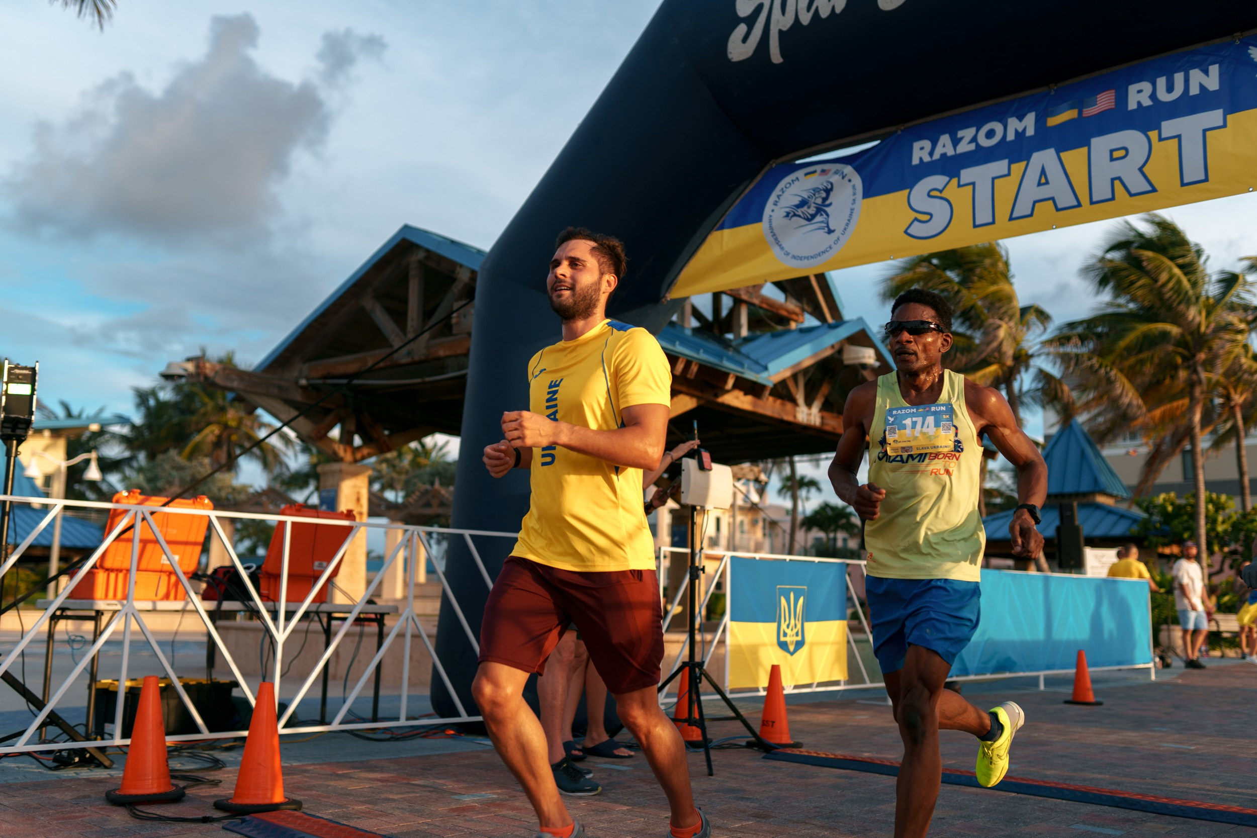 RAZOM RUN. ФОТОГРАФ ФЛОРИДА МАЙАМИ
