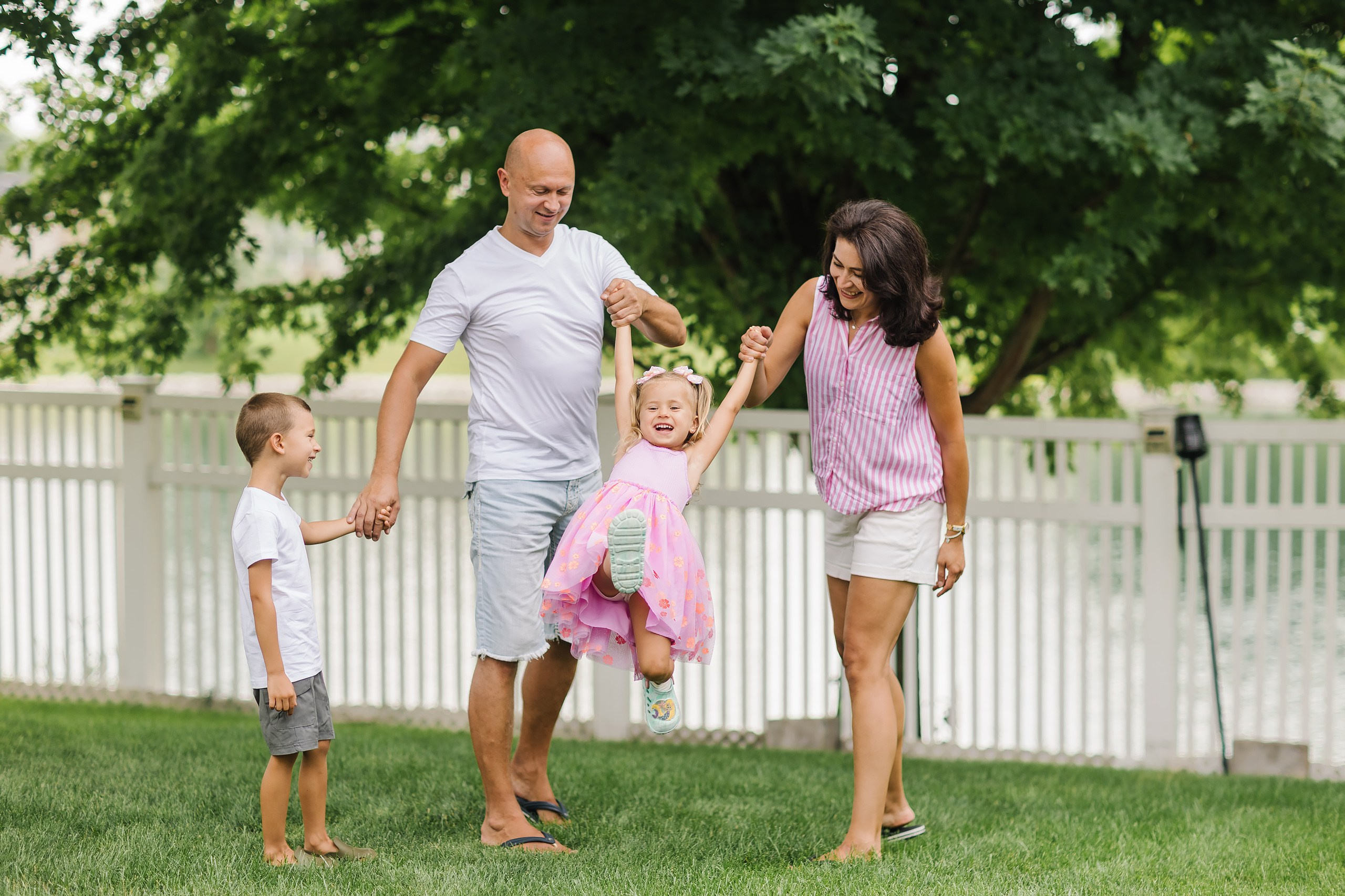 Birthday Party. Wedding family event photographer in Chicago Nick Yushevich