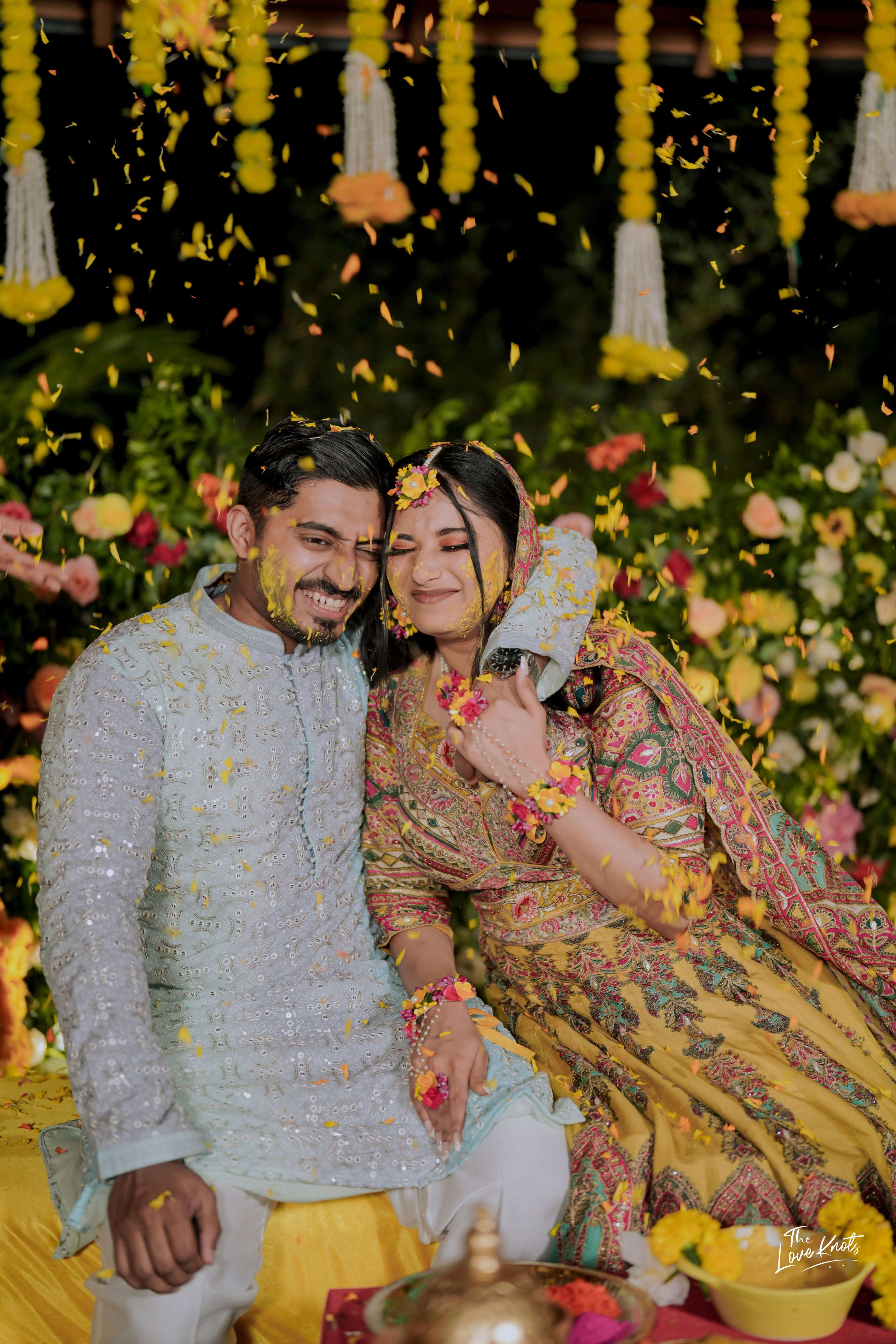 SHAHANA. Theloveknots