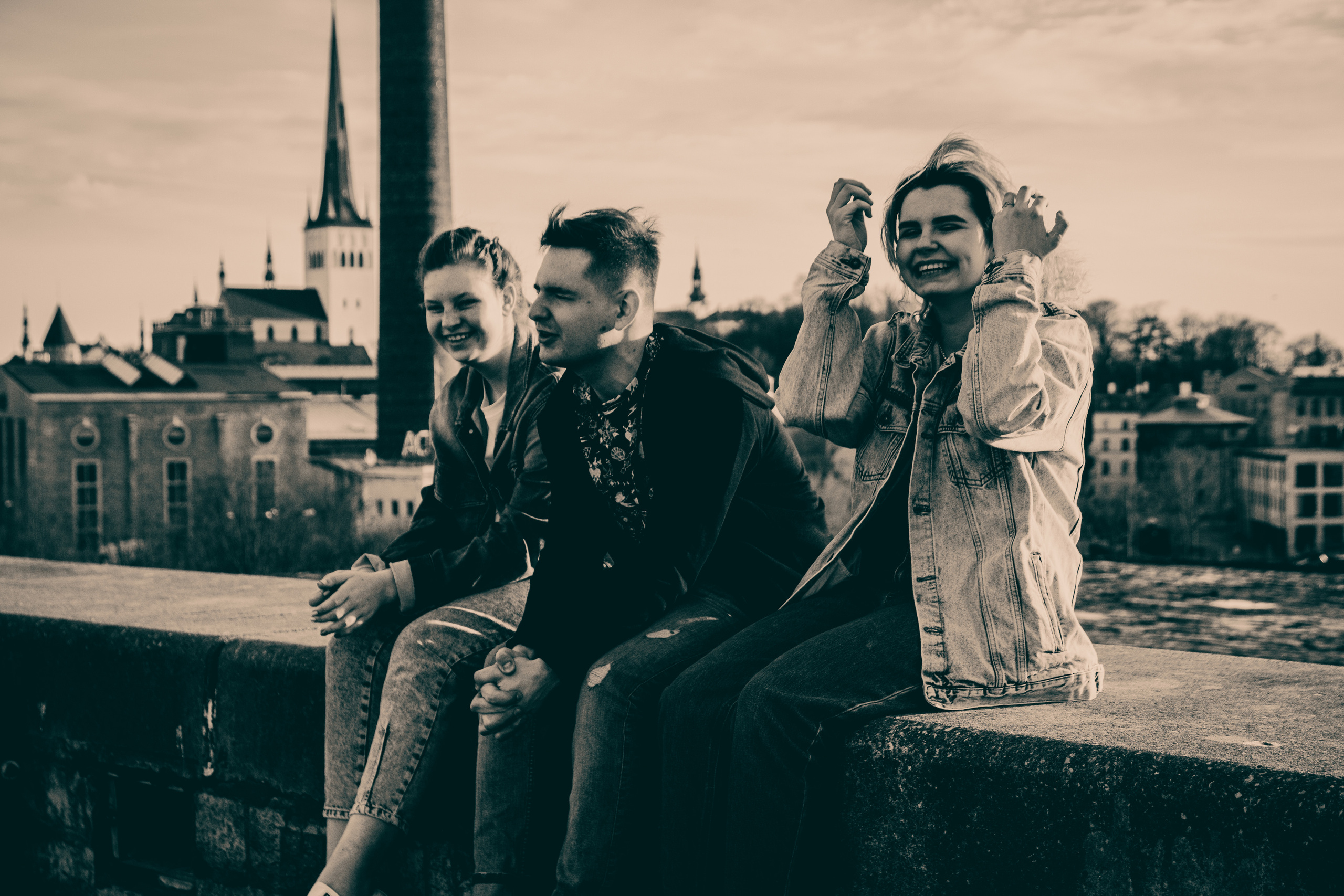 Vanalinn (Pavel, Stasja, Nika). Nebula 25 — Fotod teie hingele