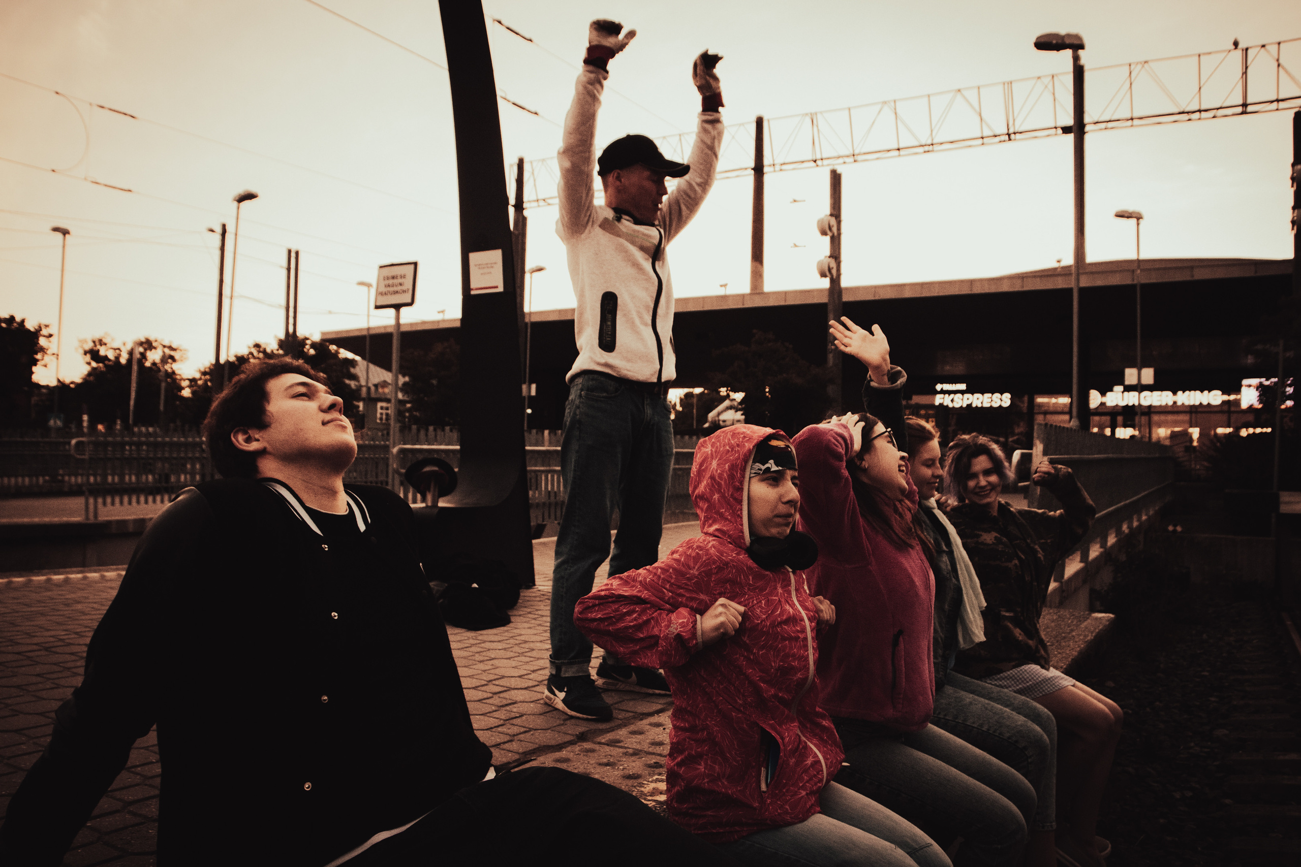 Hommikune jalutuskäik (sõpruskond). Nebula 25 — Fotod teie hingele