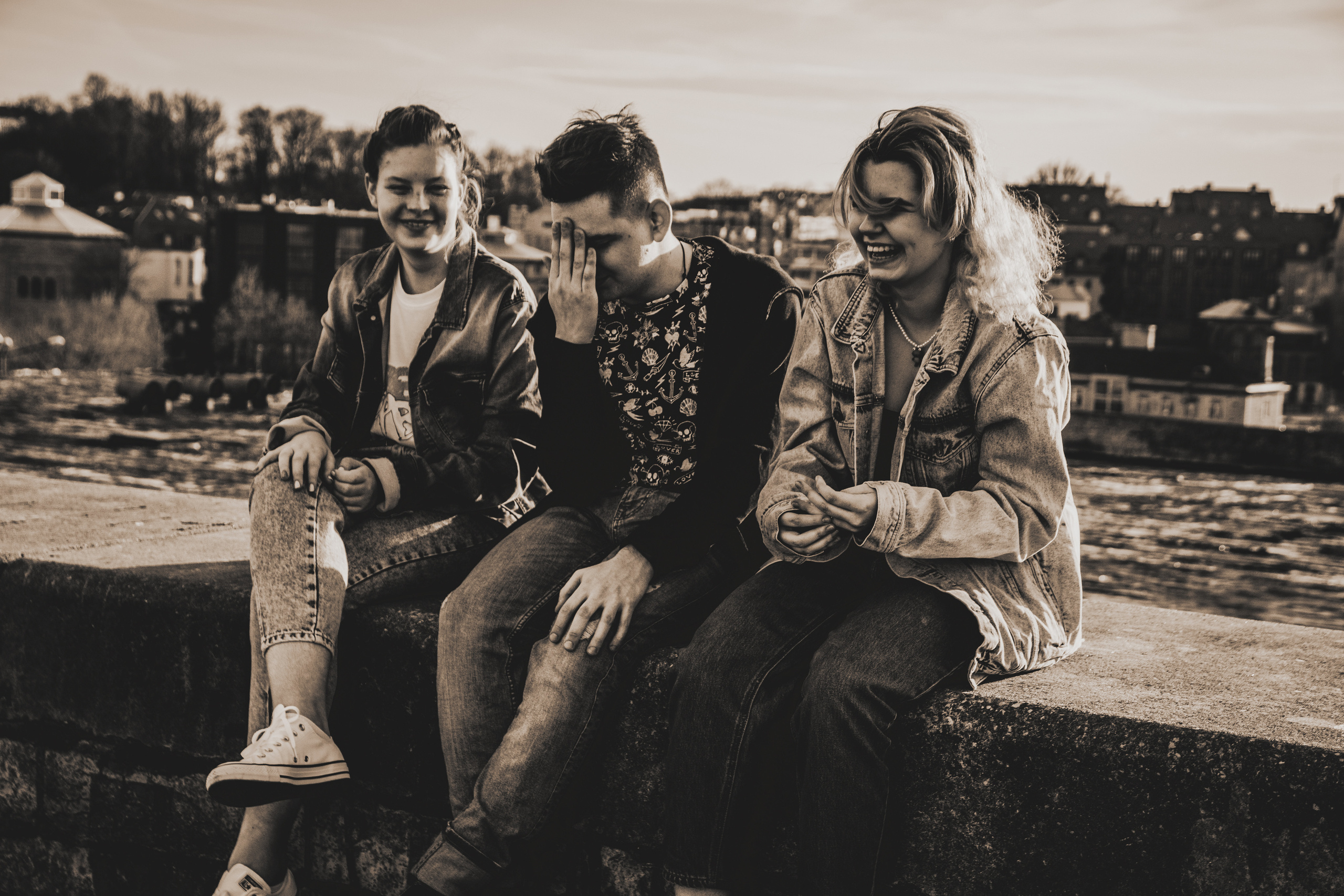 Vanalinn (Pavel, Stasja, Nika). Nebula 25 — Fotod teie hingele