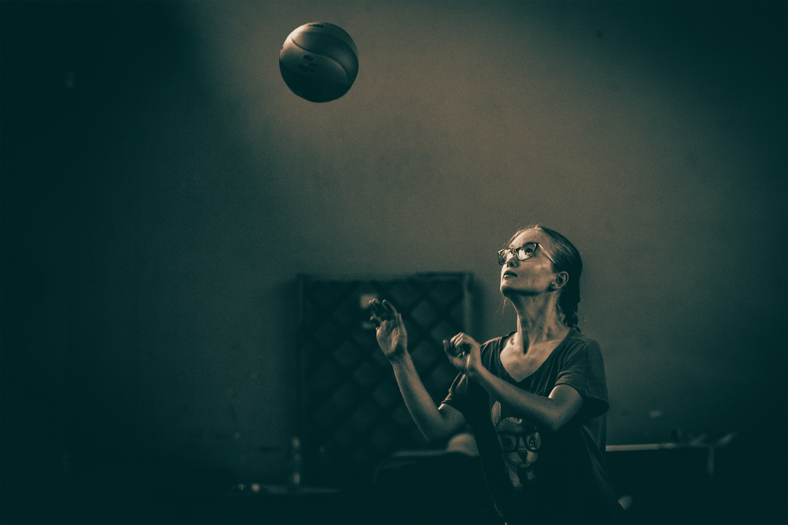 Võrkpall Noortekeskuses (sõpruskond). Nebula 25 — Fotod teie hingele