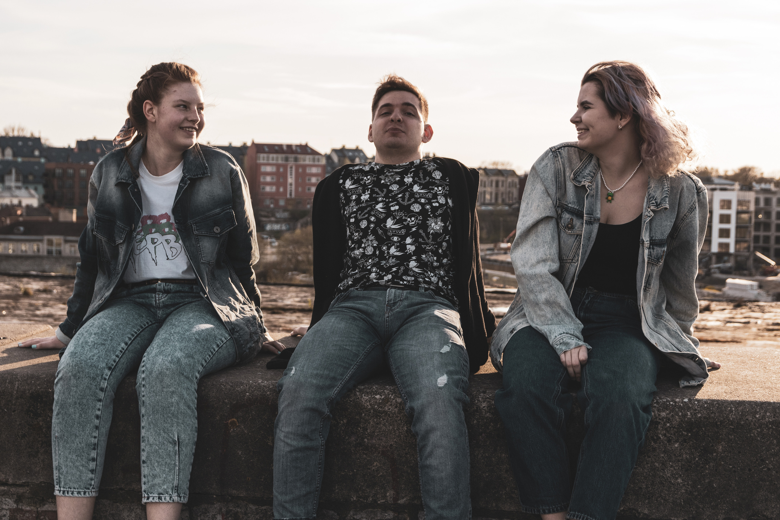 Vanalinn (Pavel, Stasja, Nika). Nebula 25 — Fotod teie hingele