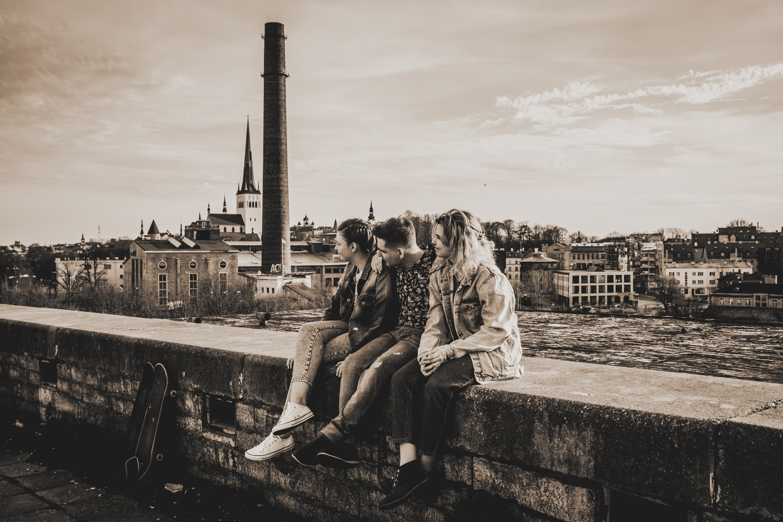 Vanalinn (Pavel, Stasja, Nika). Nebula 25 — Fotod teie hingele