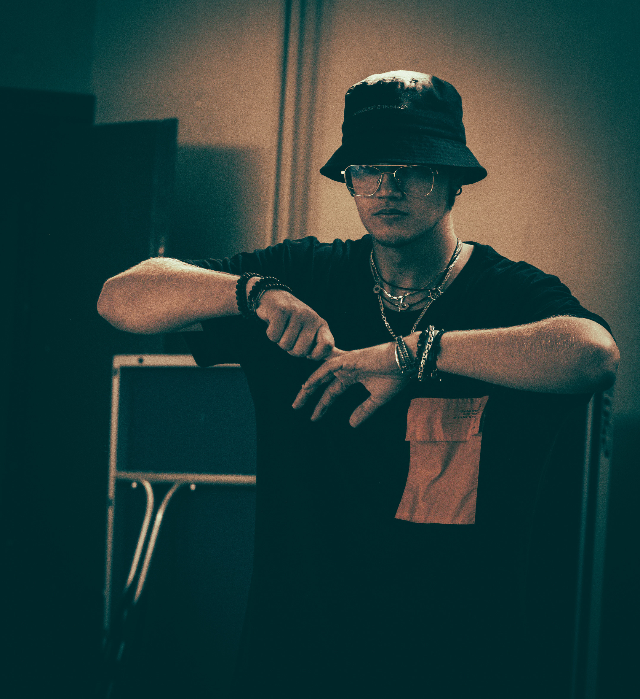 Võrkpall Noortekeskuses (sõpruskond). Nebula 25 — Fotod teie hingele