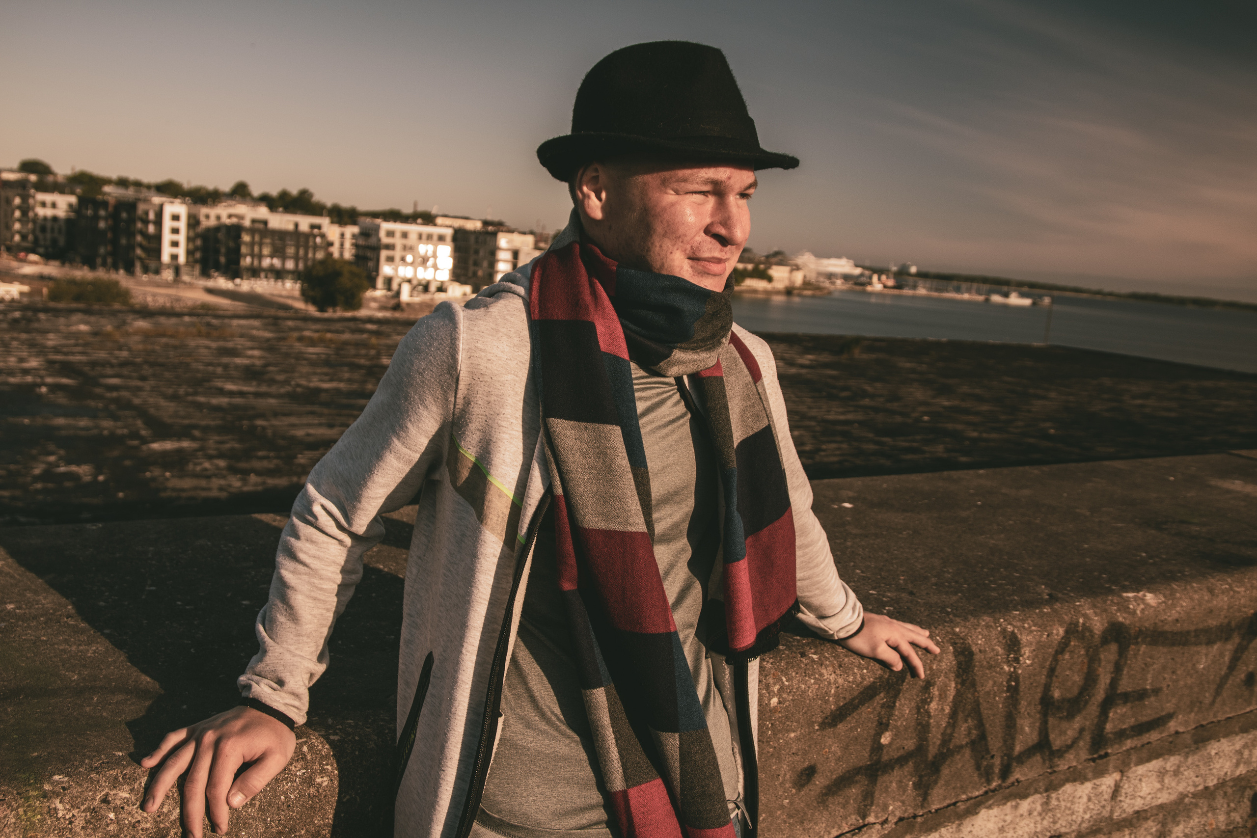 Lihtne jalutuskäik (Jandar). Nebula 25 — Fotod teie hingele