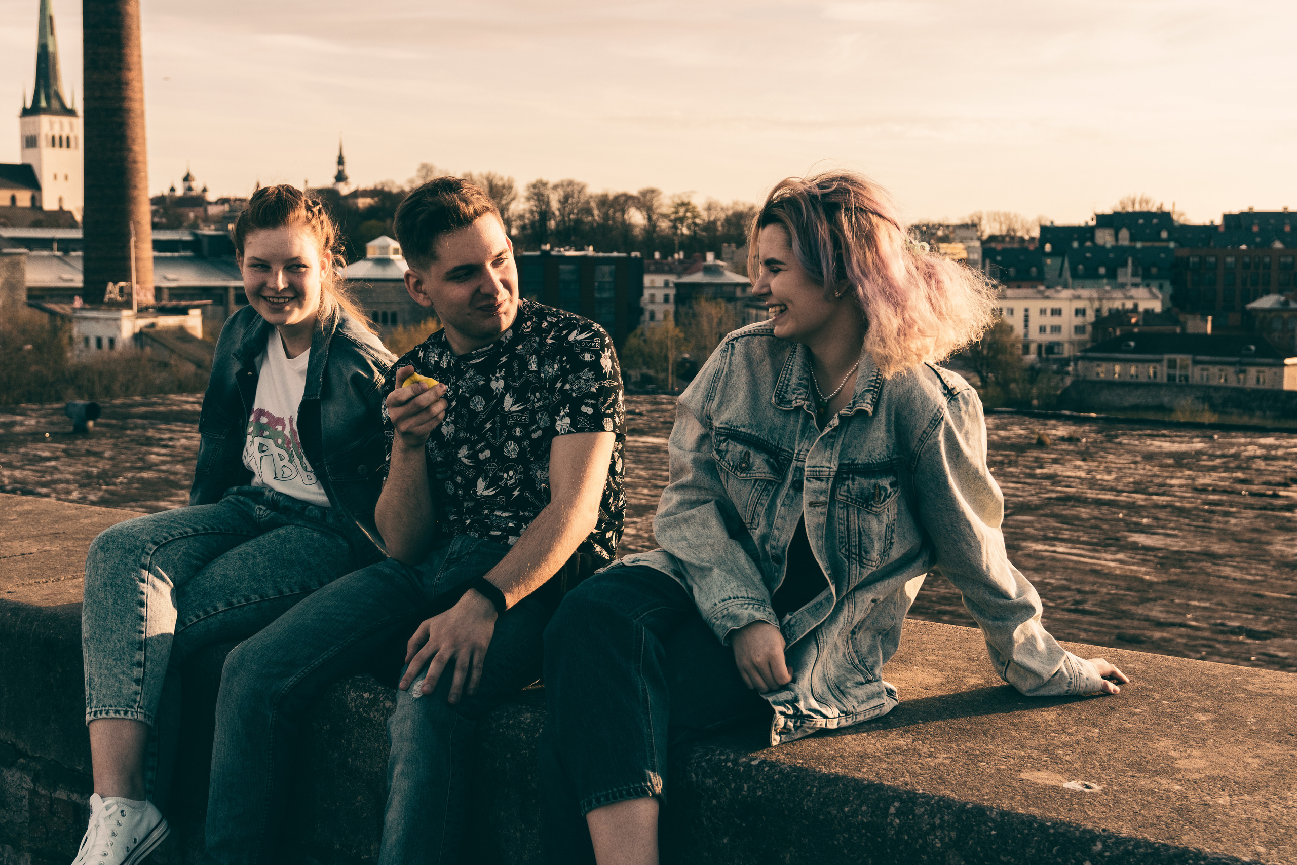 Vanalinn (Pavel, Stasja, Nika). Nebula 25 — Fotod teie hingele