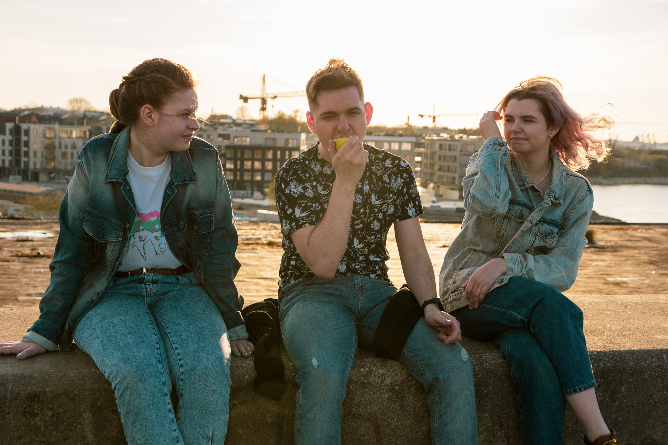 Vanalinn (Pavel, Stasja, Nika). Nebula 25 — Fotod teie hingele